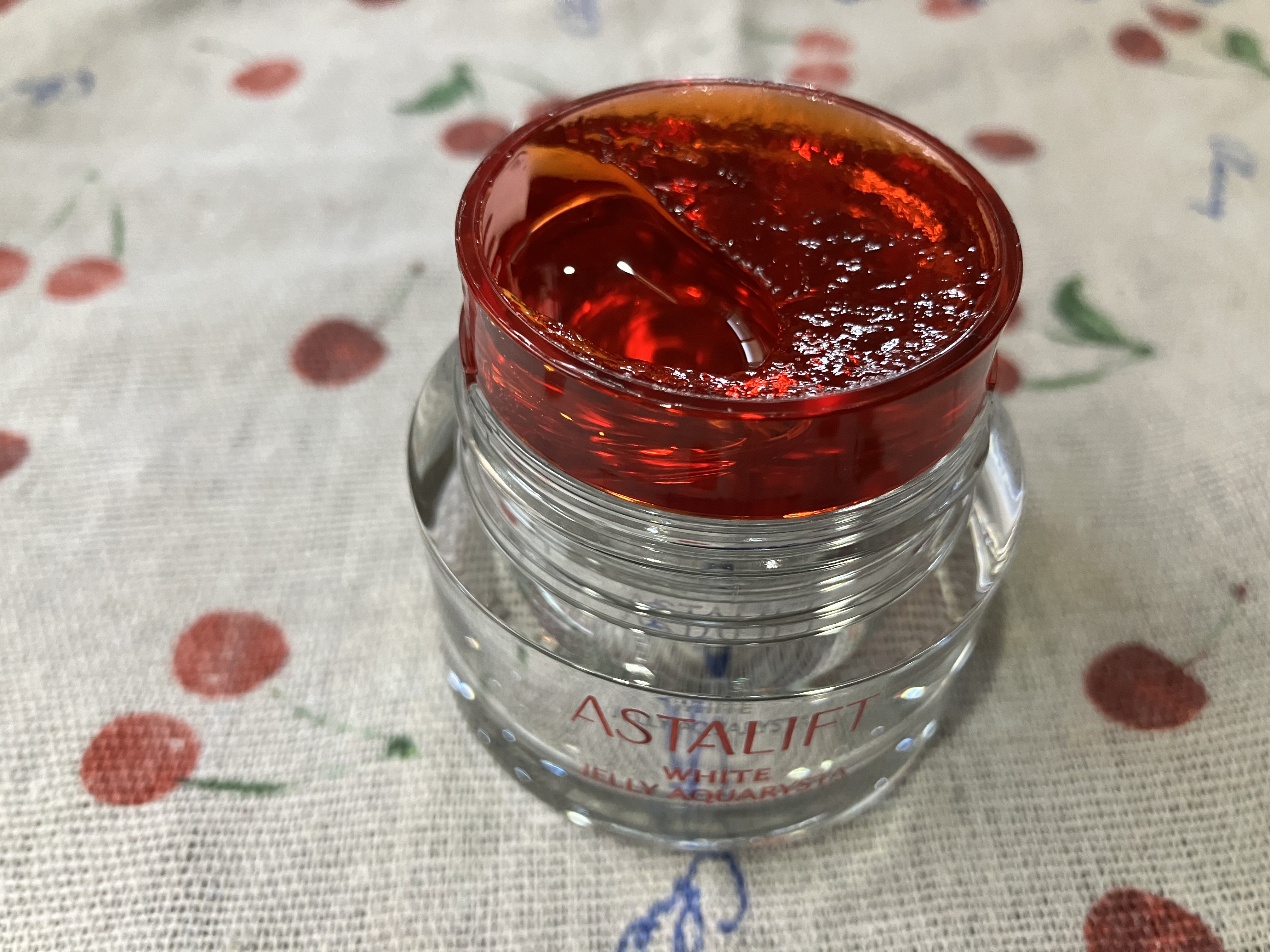 アスタリフト ホワイト ジェリー アクアリスタ/アスタリフト/美容液を使ったクチコミ（2枚目）