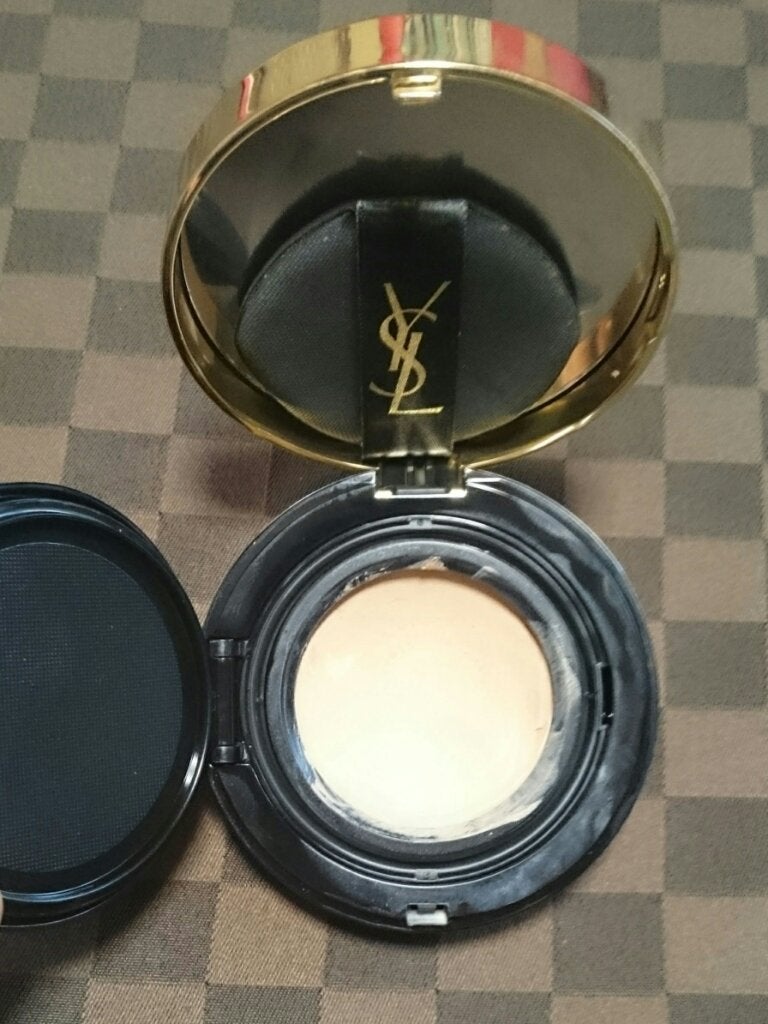 アンクル ド ポー マーブル エッセンス クリームパクト/YVES SAINT LAURENT BEAUTE/クッションファンデーションを使ったクチコミ(2枚目)