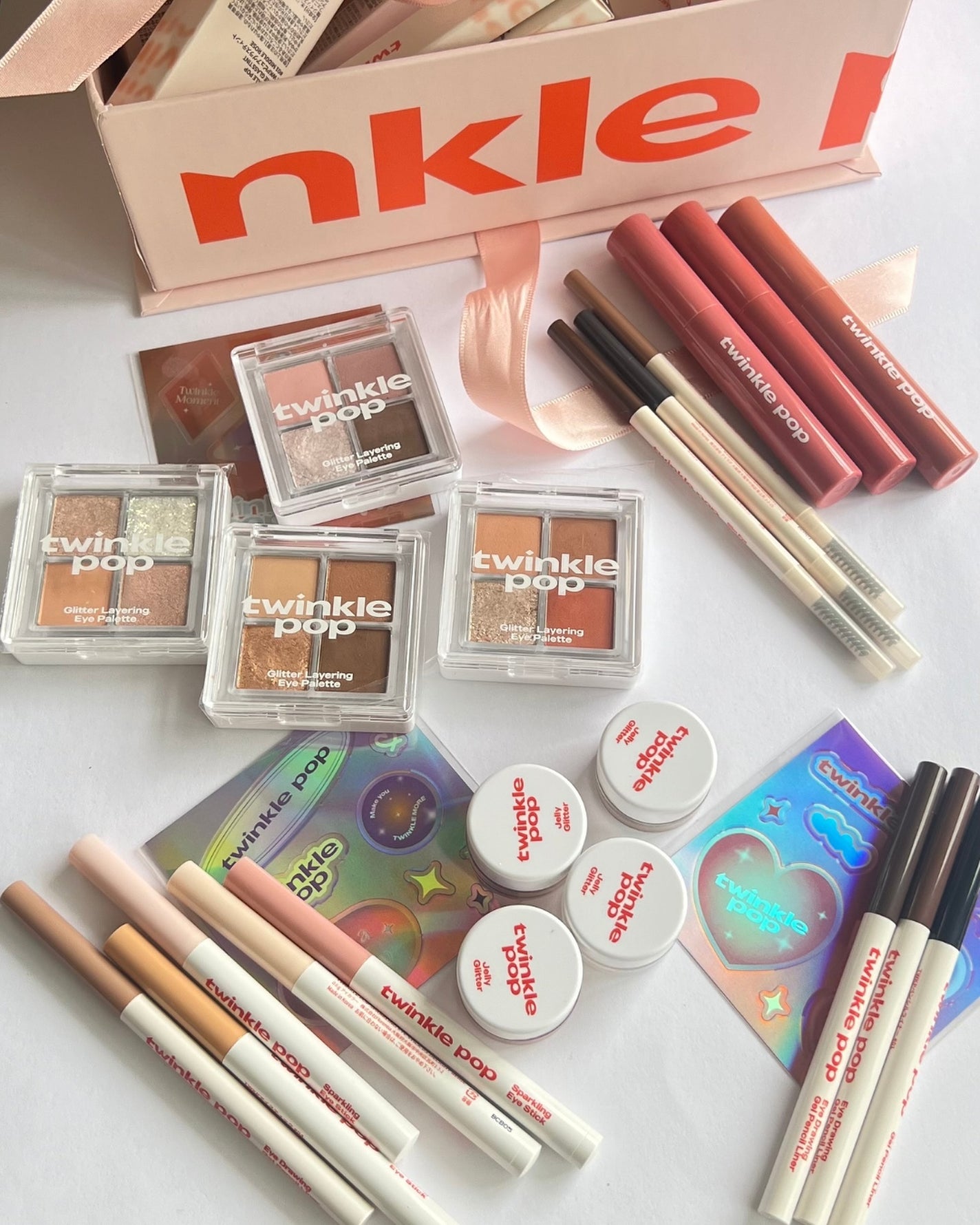 グリッターレイヤリングアイシャドウパレット/TWINKLE POP/アイシャドウパレットを使ったクチコミ(1枚目)