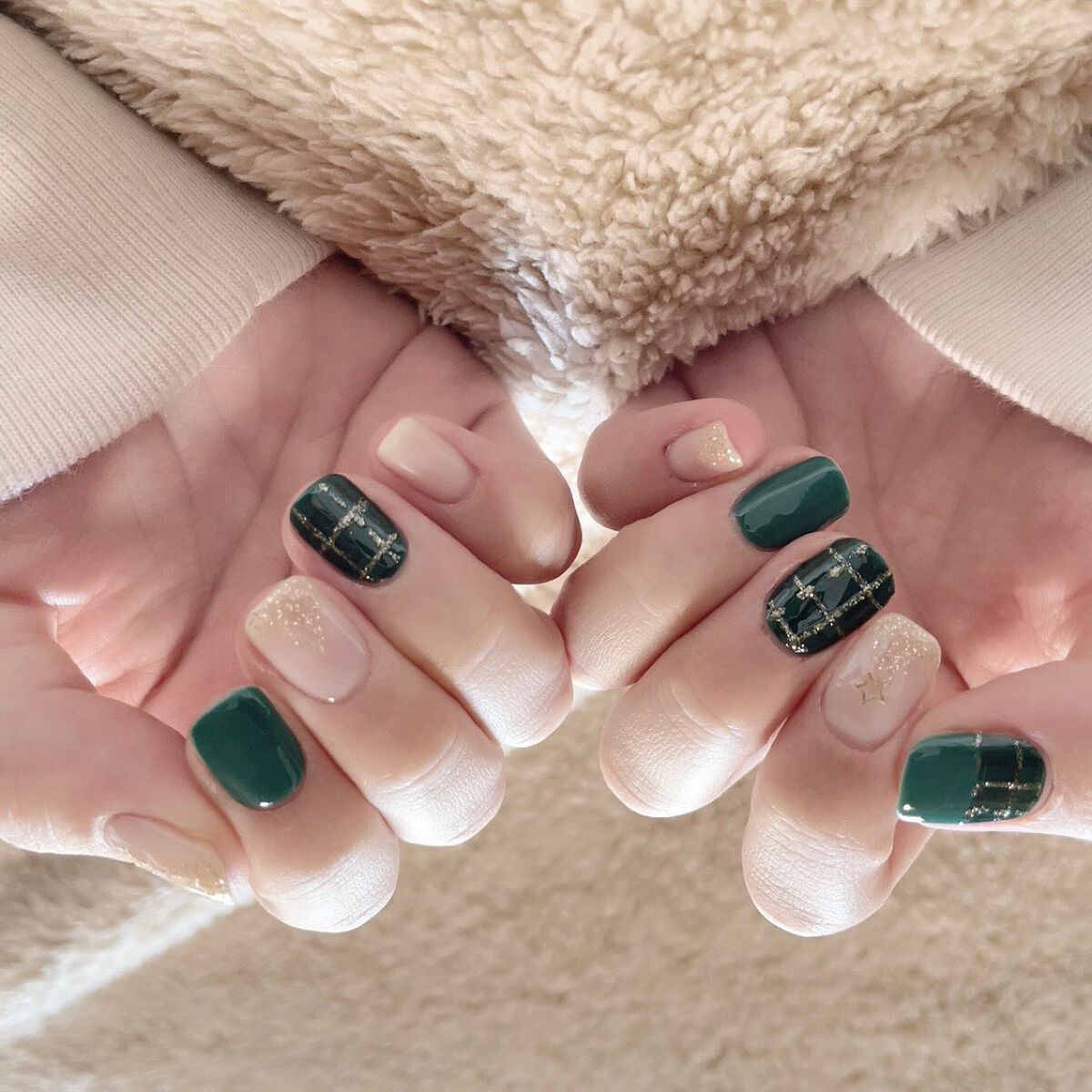 行場 on LIPS 「もうすぐクリスマス🎄#セルフネイル部#セルフネイル#nail#..」(1枚目)