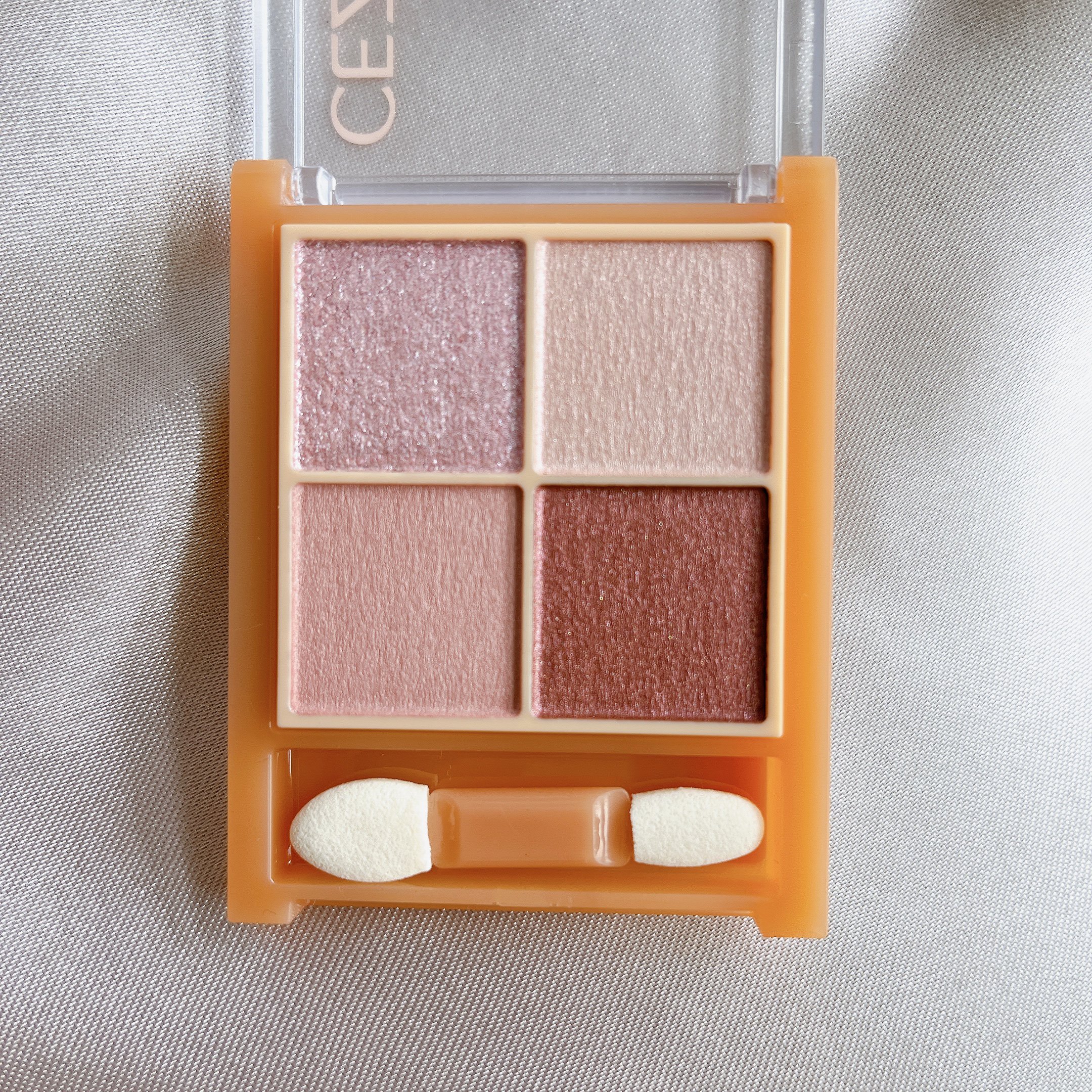 ベージュトーンアイシャドウ/CEZANNE/アイシャドウパレットを使ったクチコミ（2枚目）