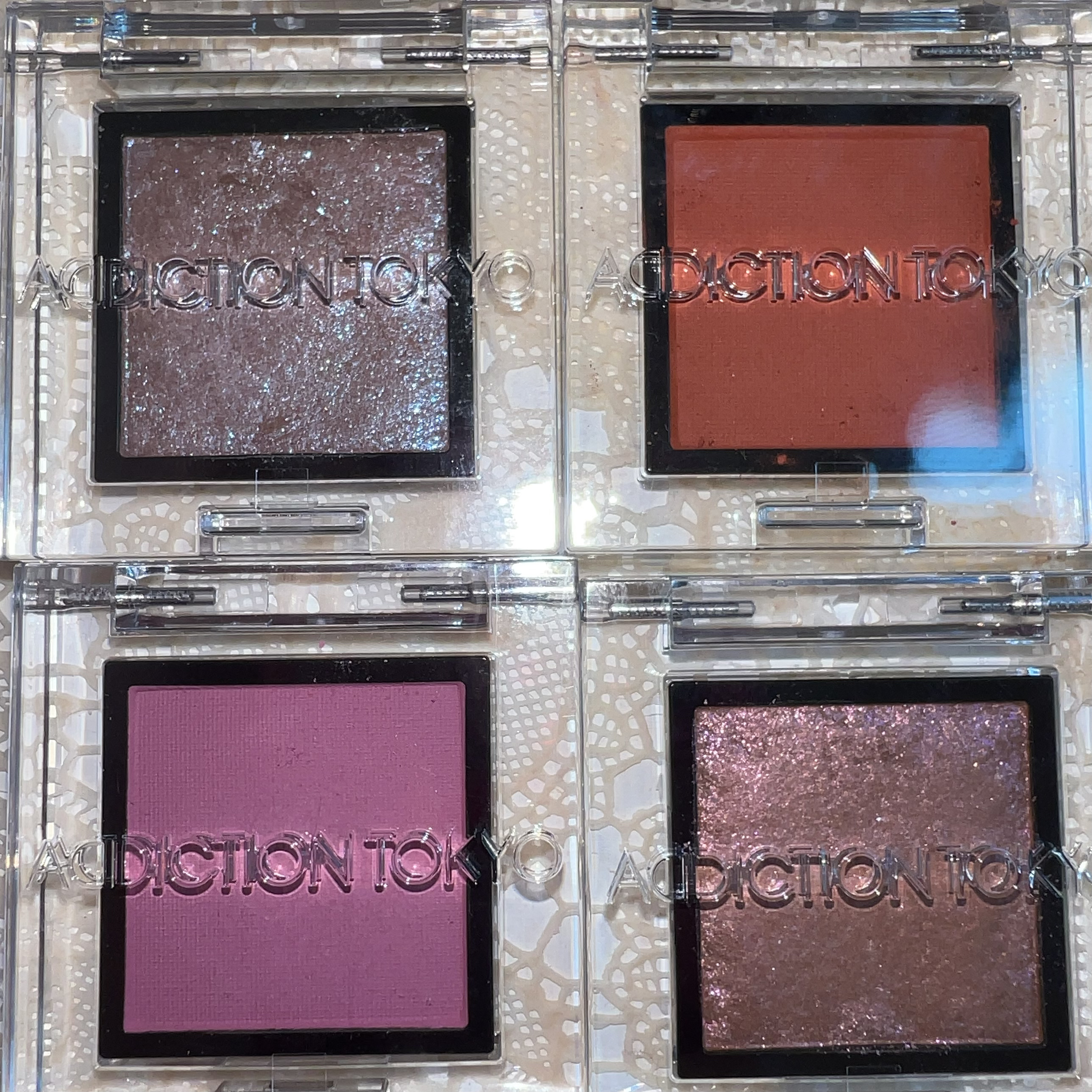 Charlotte Tilbury ザ ビューティーバースパレットのクチコミ「ピンクキラキラアイメイク！

使用したのは
アディクション ザ アイシャドウ スパークル
00.....」（2枚目）