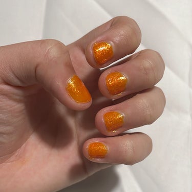 ネイルホリック Juicy color OR211/ネイルホリック/マニキュアを使ったクチコミ（2枚目）