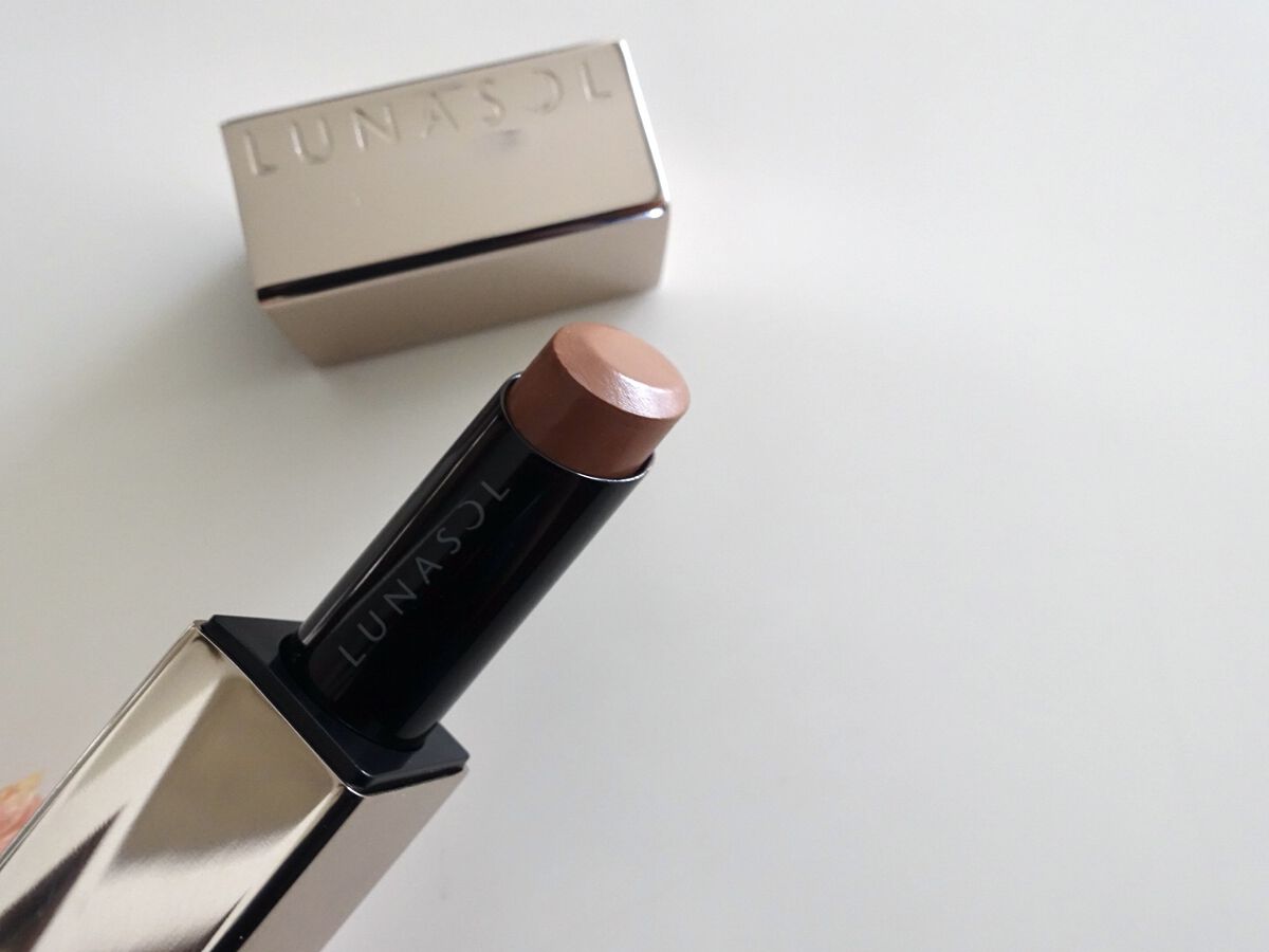 プランプメロウリップス サテン EX11 Rusty Amber/LUNASOL/口紅を使ったクチコミ（2枚目）