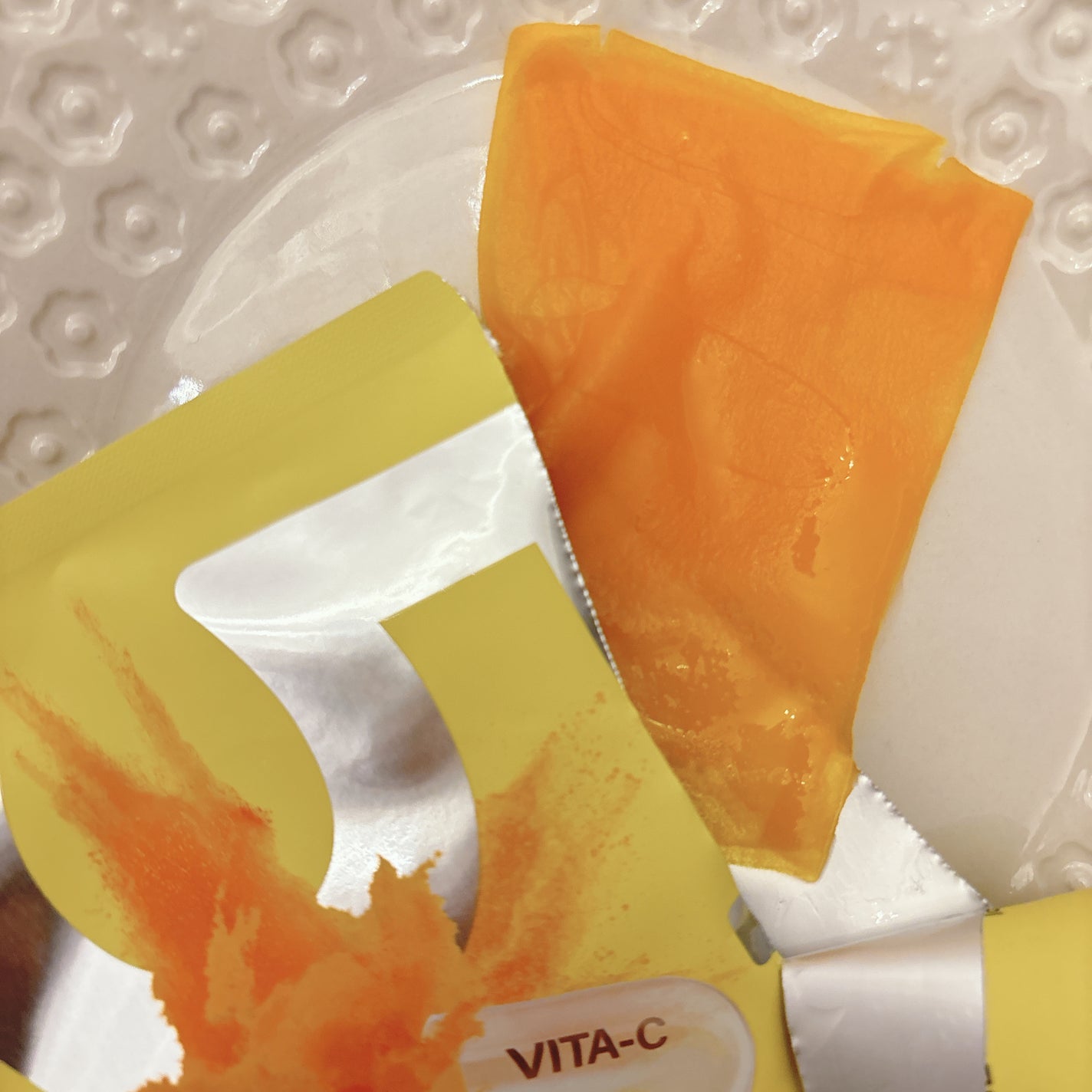 5番 白玉グルタチオンCふりかけマスク/numbuzin/シートマスク・パックを使ったクチコミ(3枚目)