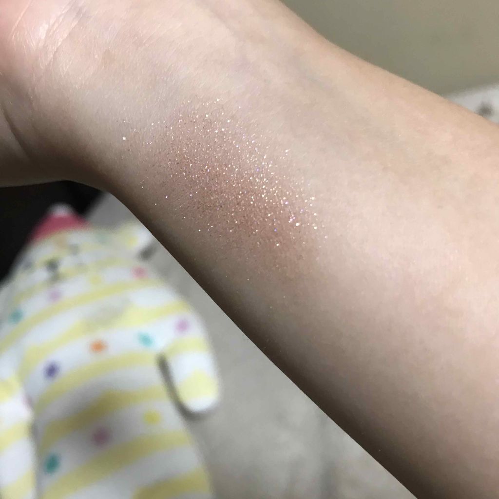 プリズム エアー シャドウ/CLIO/単色アイシャドウを使ったクチコミ(2枚目)