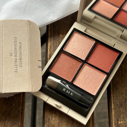 RMK シンクロマティック アイシャドウパレット 05 ディライト RMK シンクロマティック アイシャドウパレット 05 ディライト