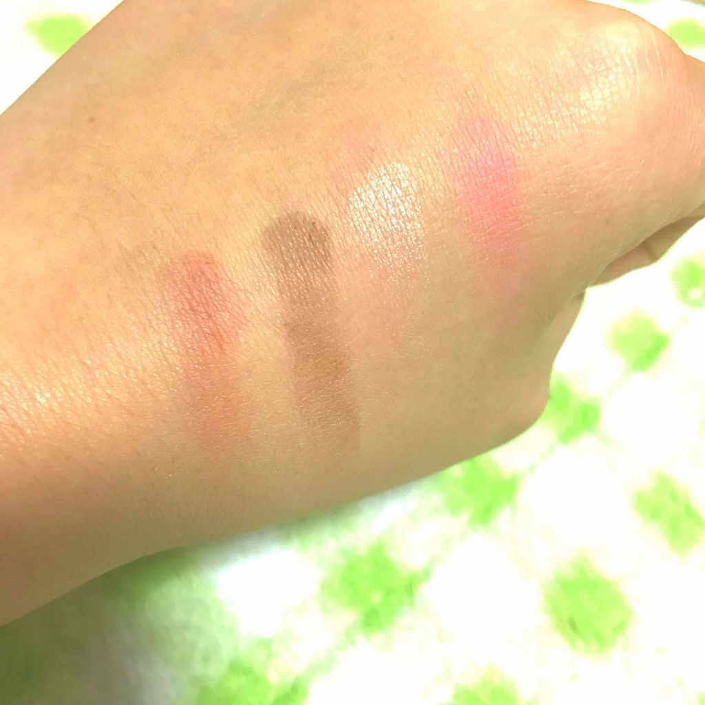 マカロングロウアイズ/LUNASOL/アイシャドウパレットを使ったクチコミ（2枚目）