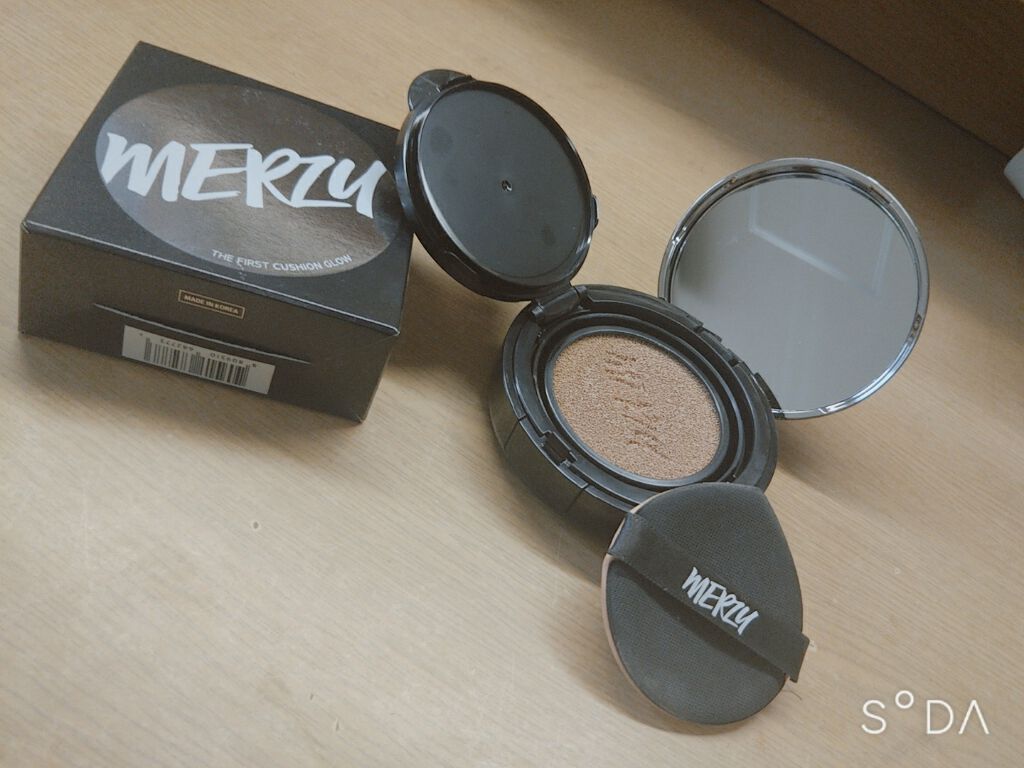 THE FIRST CUSHION GLOW/MERZY/クッションファンデーションを使ったクチコミ（3枚目）