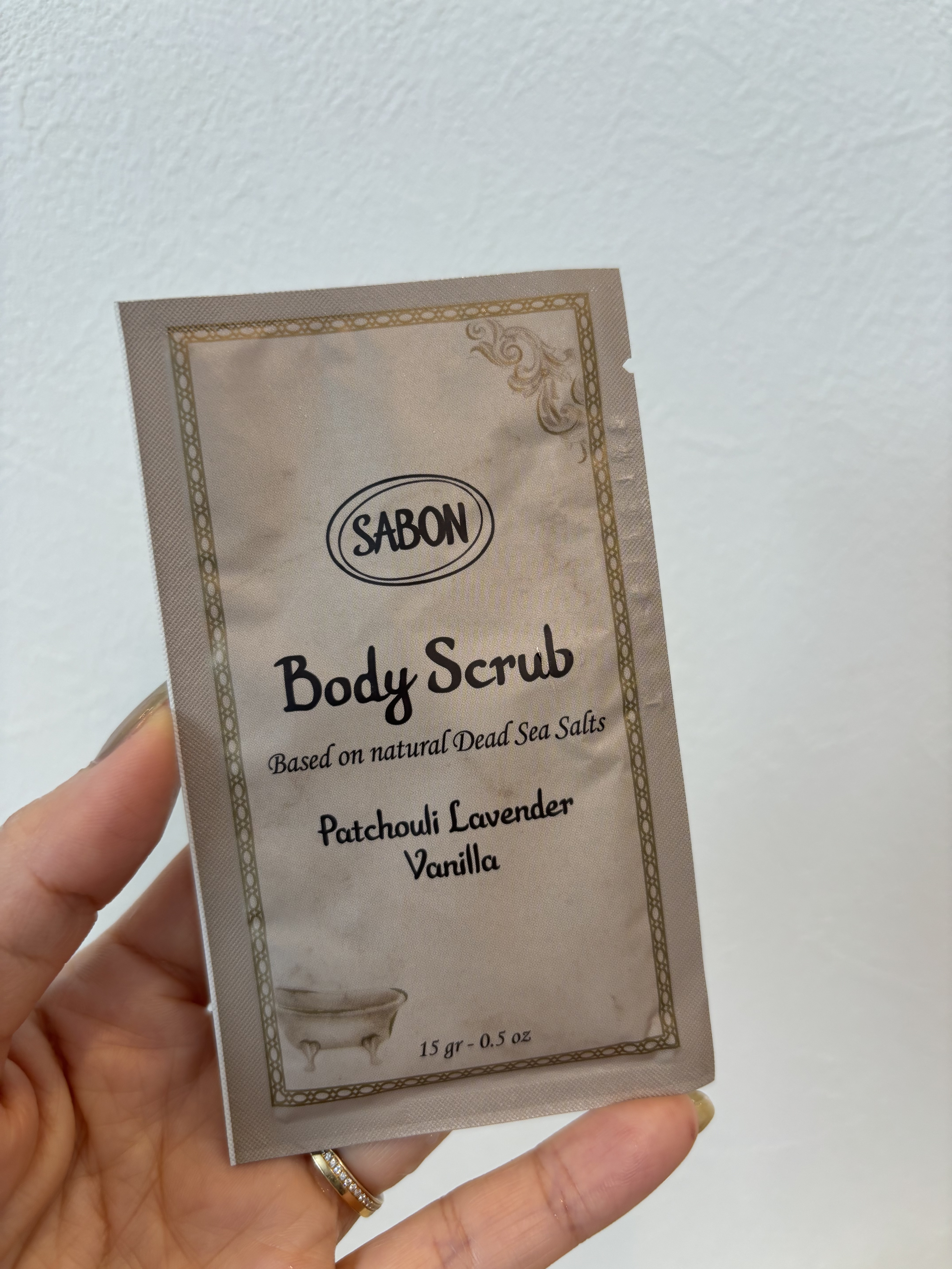 ボディスクラブ パチュリ・ラベンダー・バニラ/SABON/ボディスクラブを使ったクチコミ（1枚目）