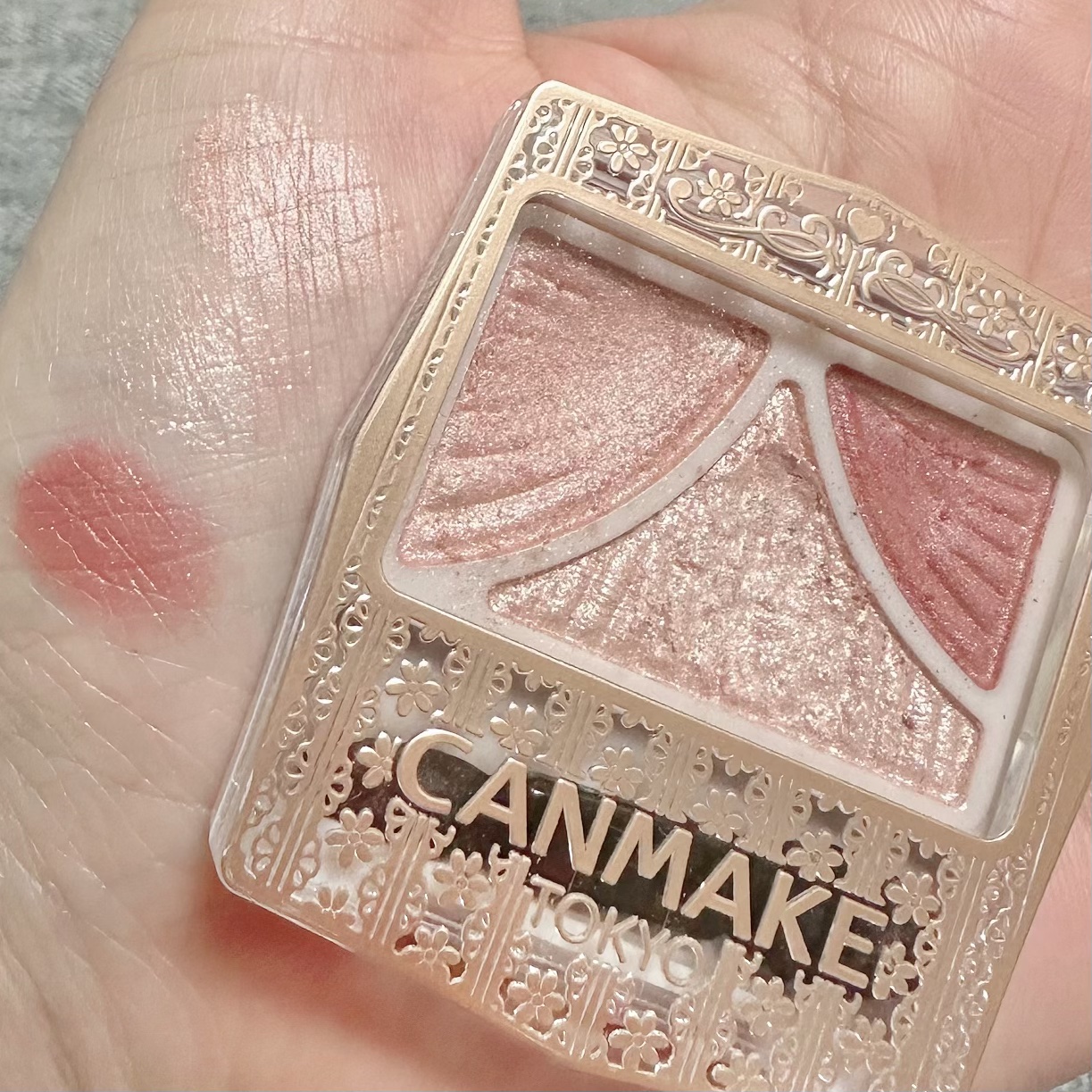 ジューシーピュアアイズ/キャンメイク/アイシャドウパレットを使ったクチコミ（1枚目）