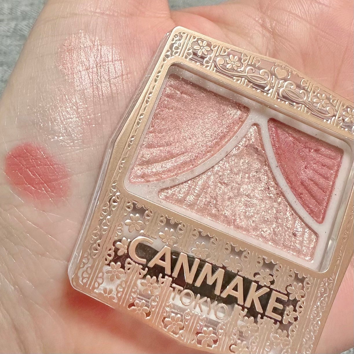 ジューシーピュアアイズ/キャンメイク/アイシャドウパレットを使ったクチコミ(1枚目)