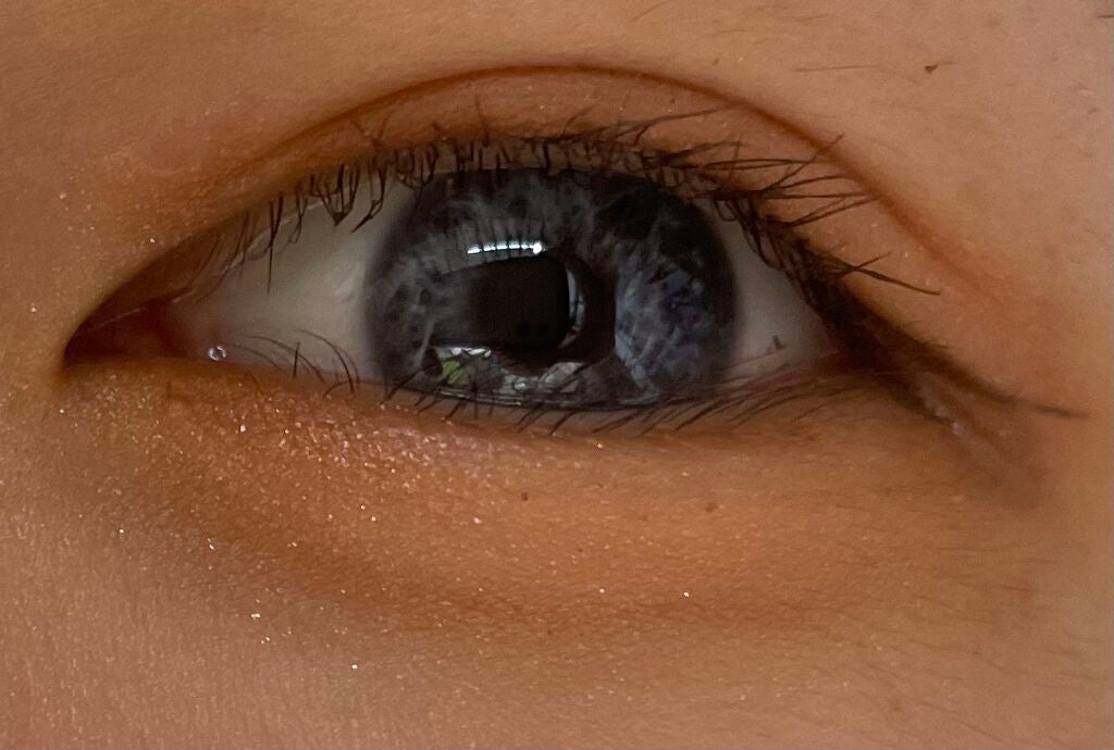 AIRI on LIPS 「私が何回もリピ買いしてる、オススメのアイシャドウパレットです♡..」(6枚目)