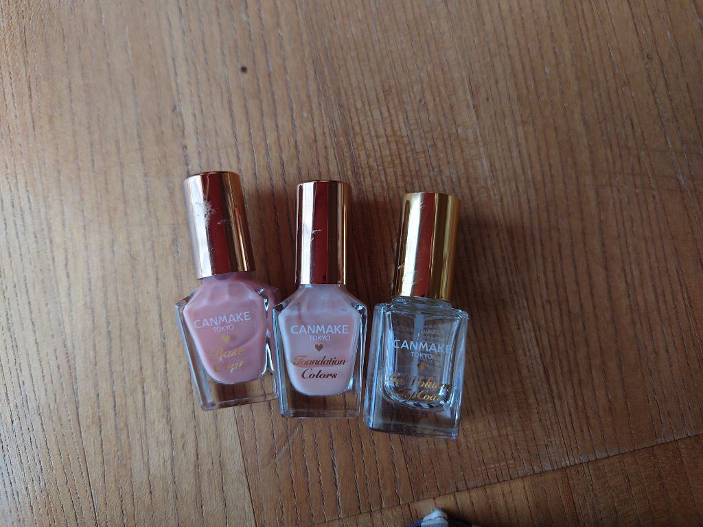 カラフルネイルズ/キャンメイク/マニキュアを使ったクチコミ（2枚目）