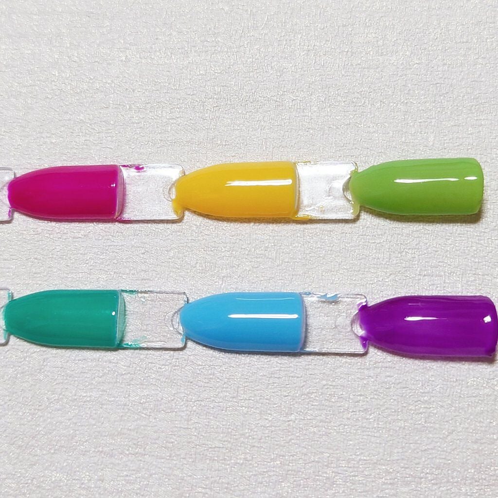 パル カラージェル/キャンドゥ/ジェルネイルを使ったクチコミ(2枚目)