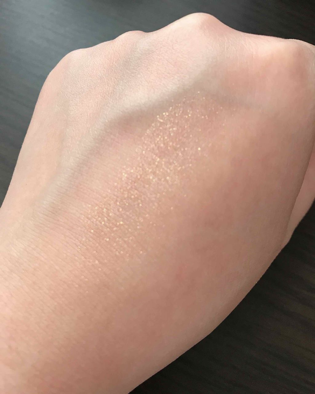 オーラデュウ プリズム 04 Aurora/SHISEIDO/単色アイシャドウを使ったクチコミ（2枚目）