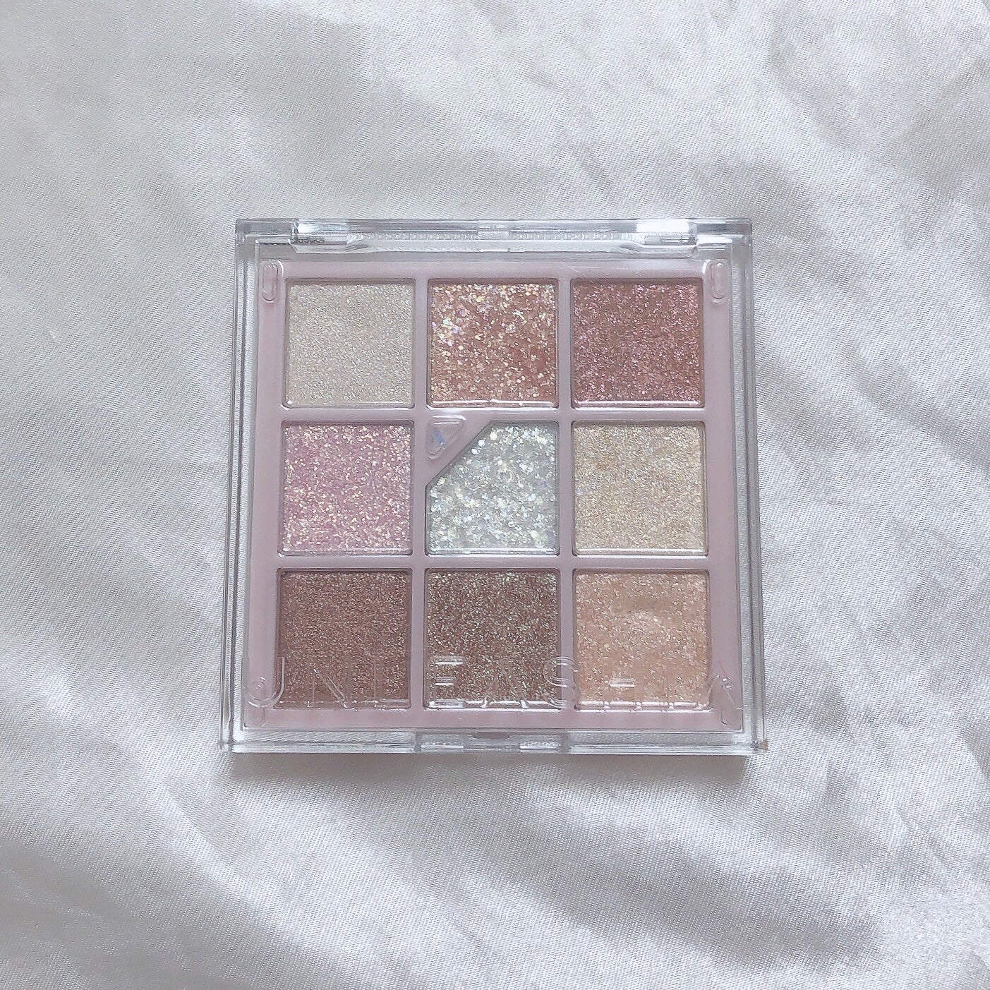 グリッターペディアアイパレット/unleashia/アイシャドウパレットを使ったクチコミ(3枚目)