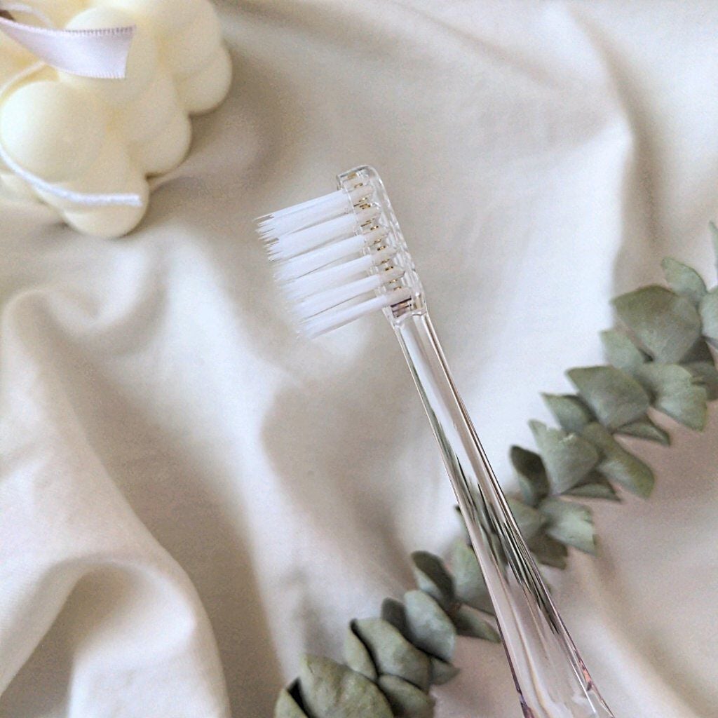 アパガードクリスタル歯ブラシ/アパガード/歯ブラシを使ったクチコミ(2枚目)