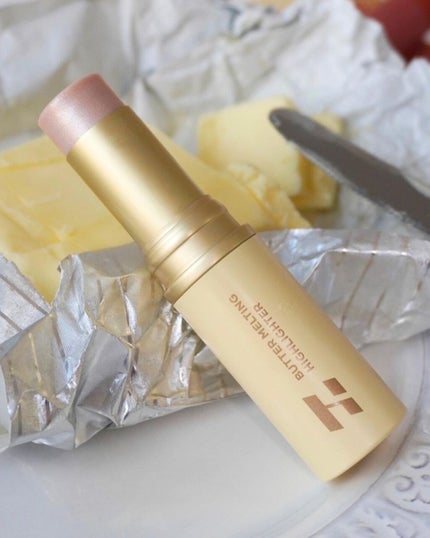 バター メルティング ハイライター/HOLIKA HOLIKA/スティックハイライトを使ったクチコミ(4枚目)