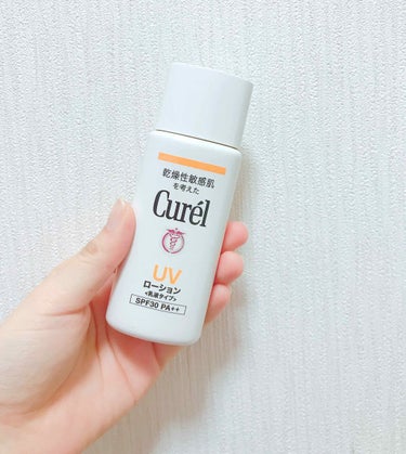 キュレル UVローション SPF30のクチコミ「乳液タイプでかしゃかしゃ振って使う日焼け止めです🙆‍♀️


伸びが良いわけではないので、コス.....」（1枚目）