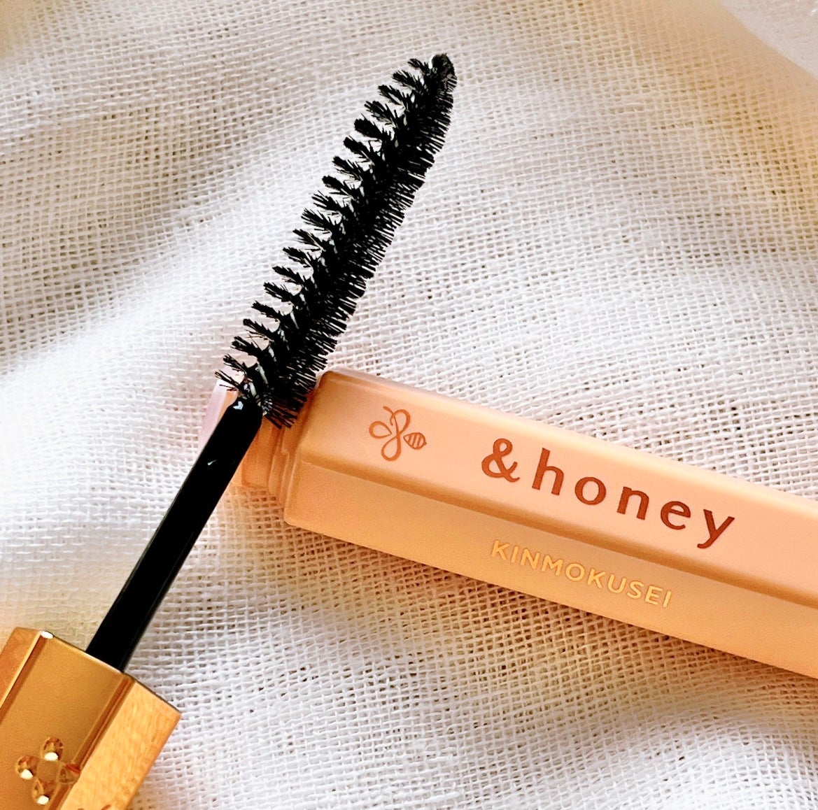 アンドハニー キンモクセイ マトメイク スティック4.0/&honey/ヘアジェルを使ったクチコミ(2枚目)