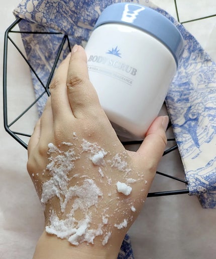 chinyan28 on LIPS 「メデルボディスクラブサンローズ&ジャスミンの香りニキビ..」(4枚目)