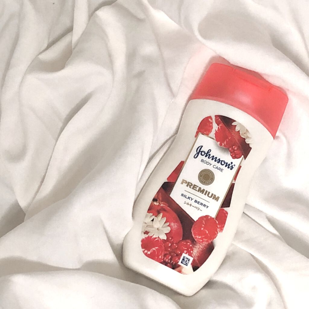プレミアム ローション シルキーベリー/ジョンソンボディケア/ボディローションを使ったクチコミ（1枚目）