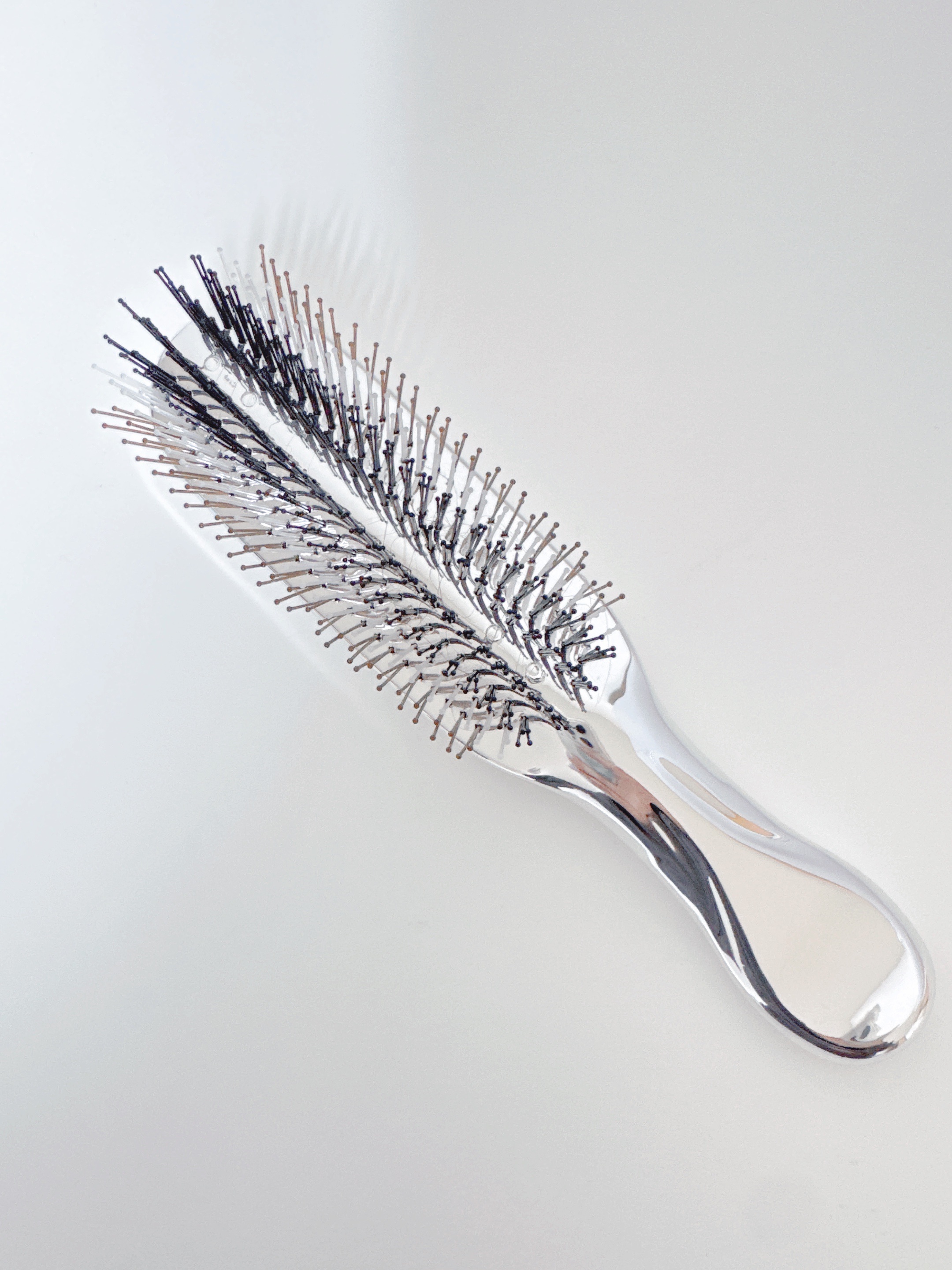 スカルプリフトブラシ/MEDULLA/ヘアブラシを使ったクチコミ（2枚目）