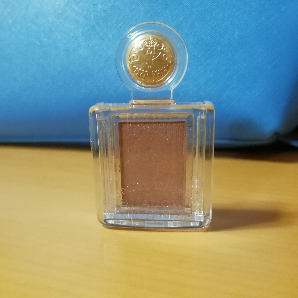 シャドーカスタマイズ/MAJOLICA MAJORCA/単色アイシャドウを使ったクチコミ(1枚目)