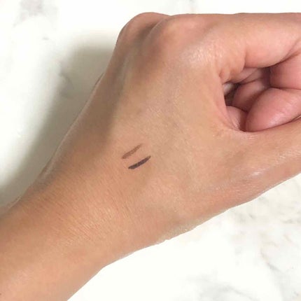 EYE OPENING LINER/UZU BY FLOWFUSHI/リキッドアイライナーを使ったクチコミ(4枚目)