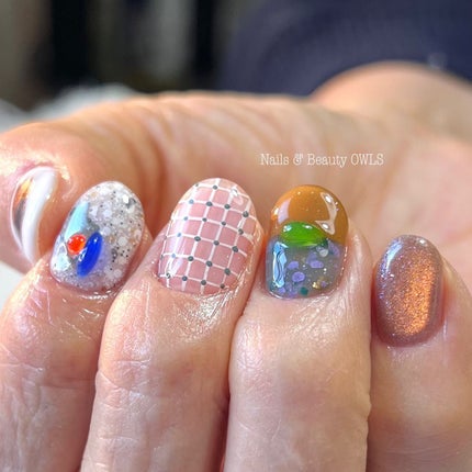 ぴよこれいと あうるす on LIPS 「色、いろいろミックス。人差し指は@seinen.b_bさんのマ..」(2枚目)