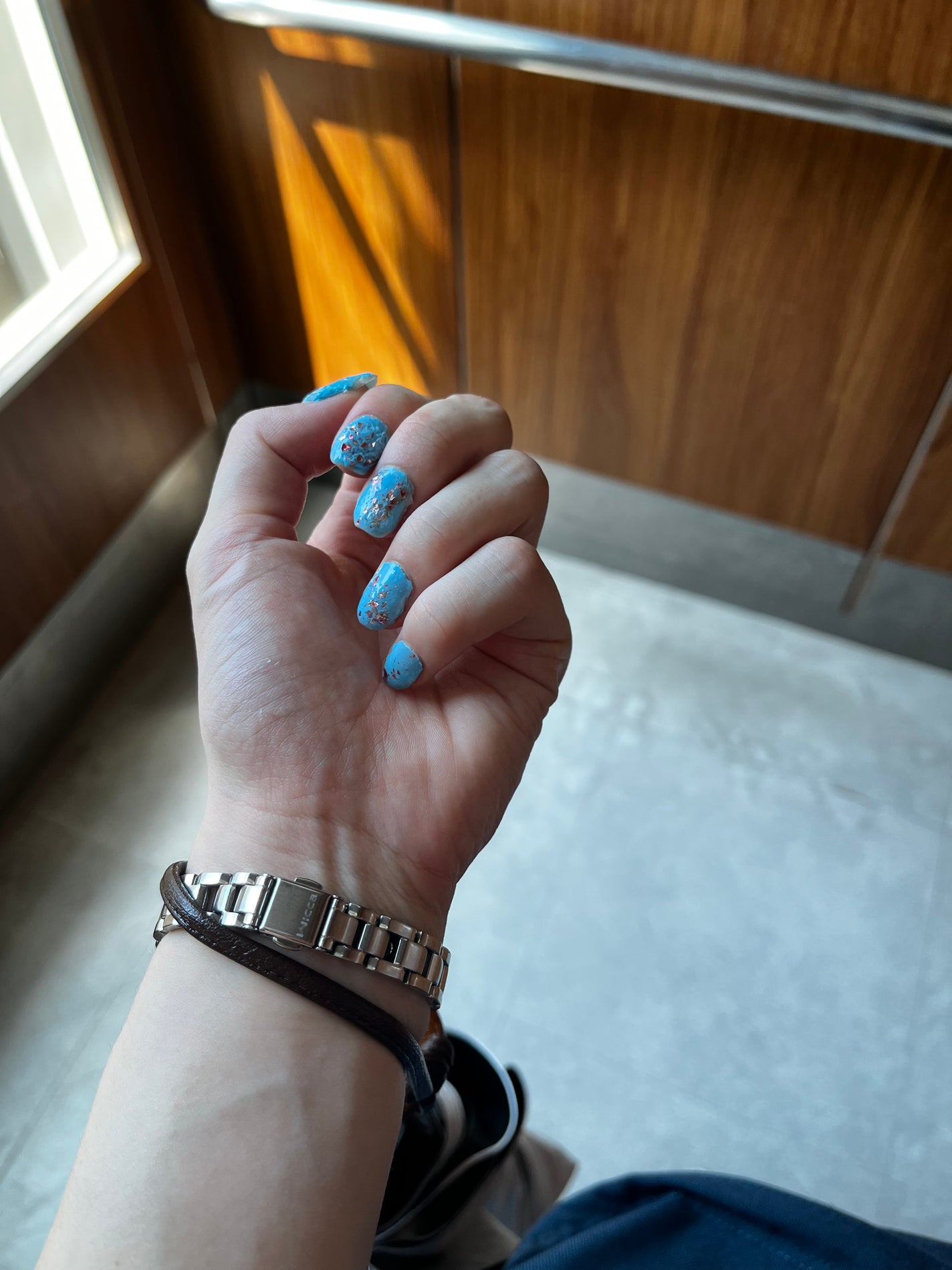 ネイルホリック パーティーフレーク/ネイルホリック/マニキュアを使ったクチコミ(1枚目)