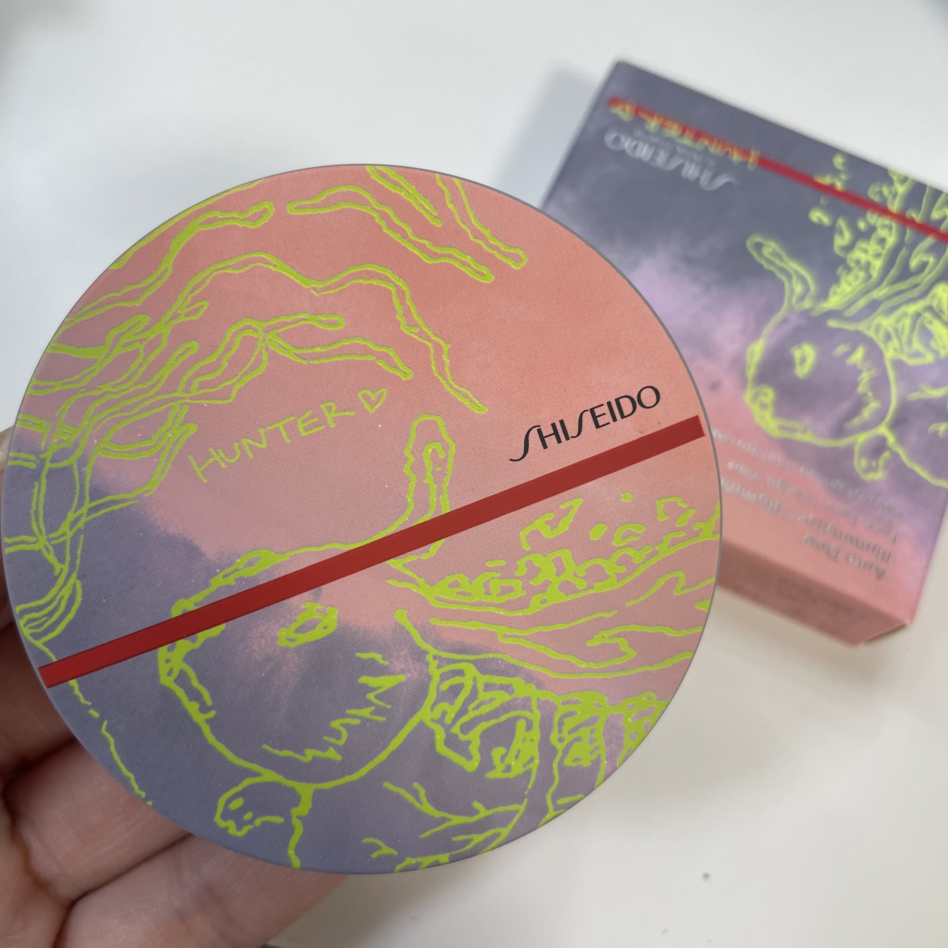 オーラデュウ プリズム イルミネーター 10 Tsukuyom リミテッドエディション/SHISEIDO/プレストパウダーを使ったクチコミ（1枚目）
