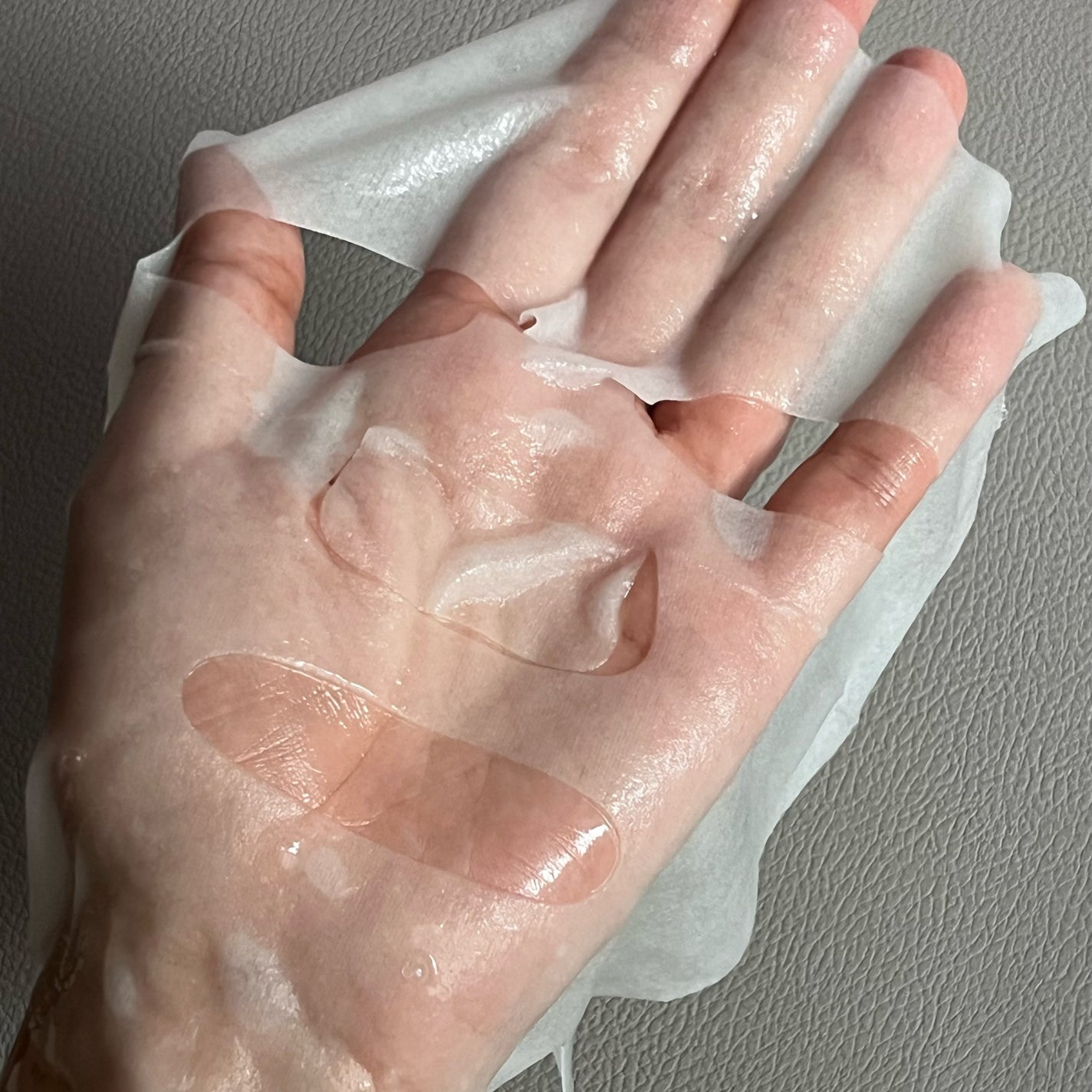 マイクロ ヒアルロニック エッセンス マスク/manyo/シートマスク・パックを使ったクチコミ(3枚目)