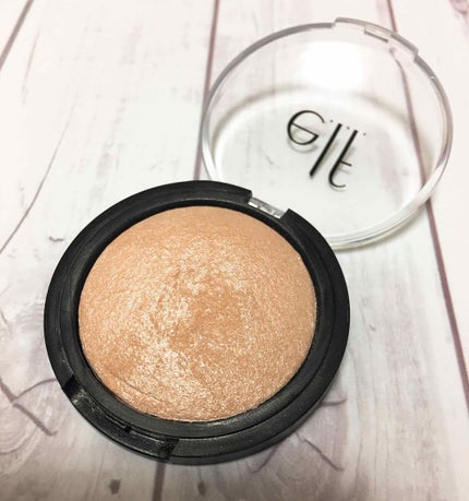 ベイクドハイライター/e.l.f. Cosmetics/パウダーハイライトを使ったクチコミ(2枚目)