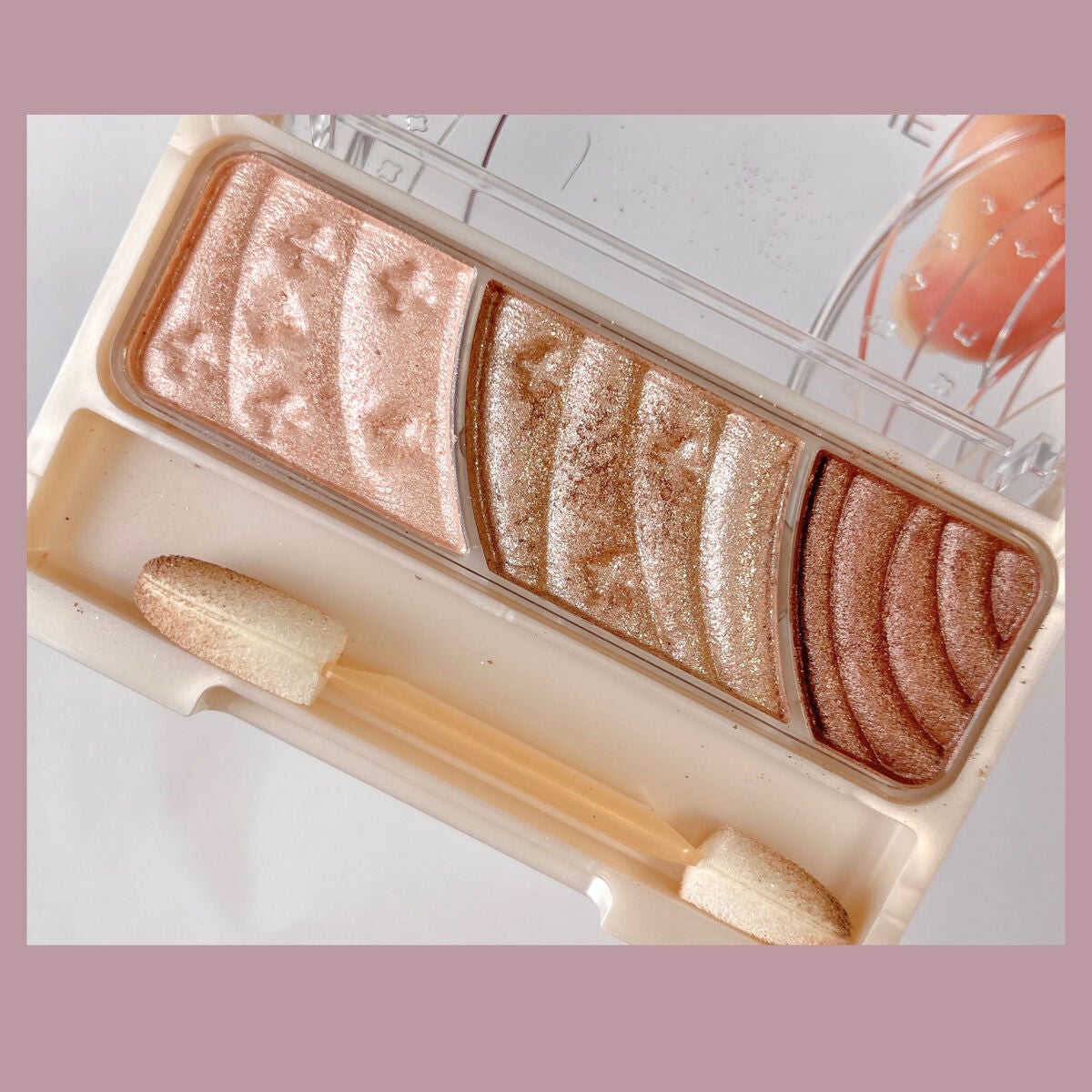 トーンアップアイシャドウ/CEZANNE/アイシャドウパレットを使ったクチコミ(2枚目)