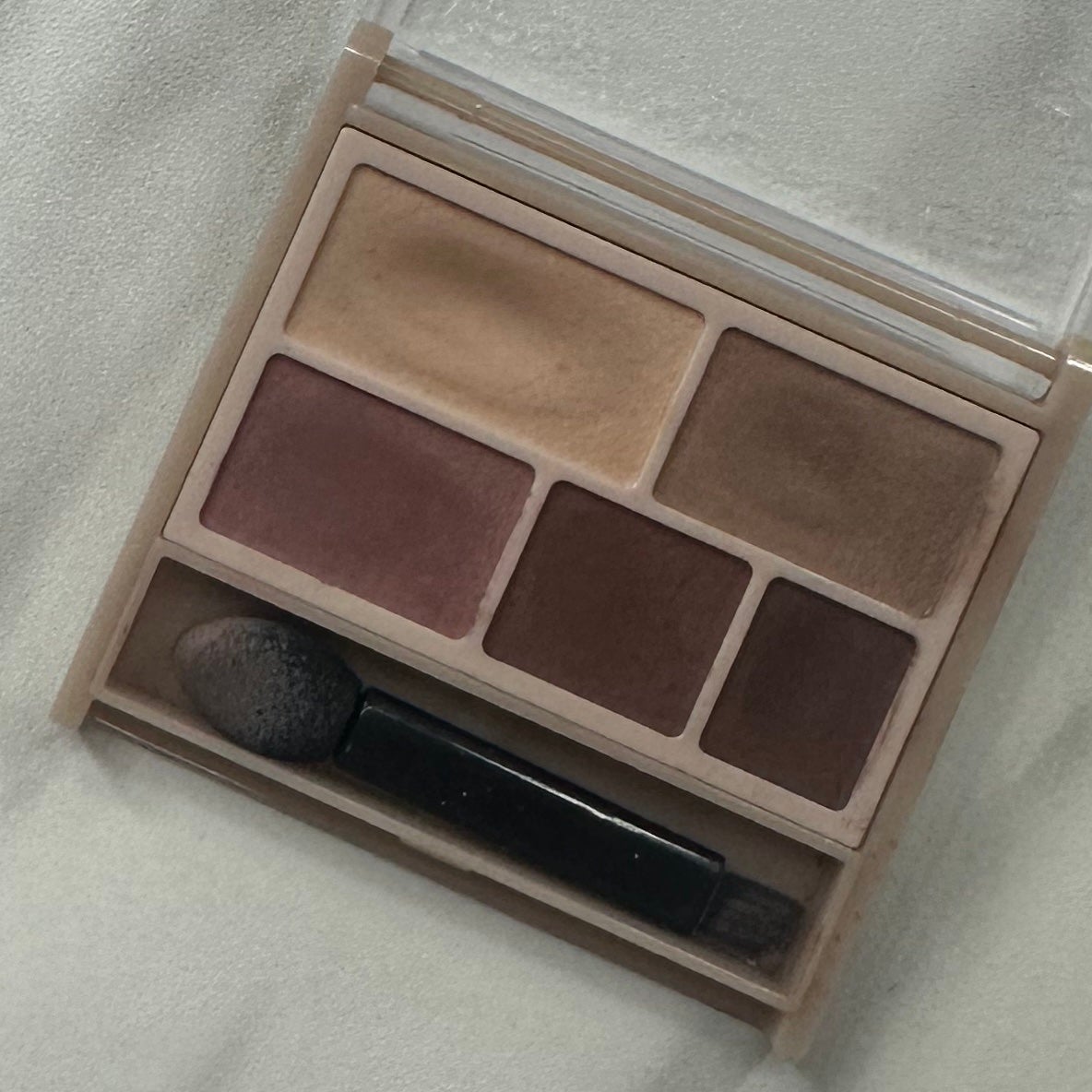 パーフェクトマルチアイズ/キャンメイク/アイシャドウパレットを使ったクチコミ(2枚目)
