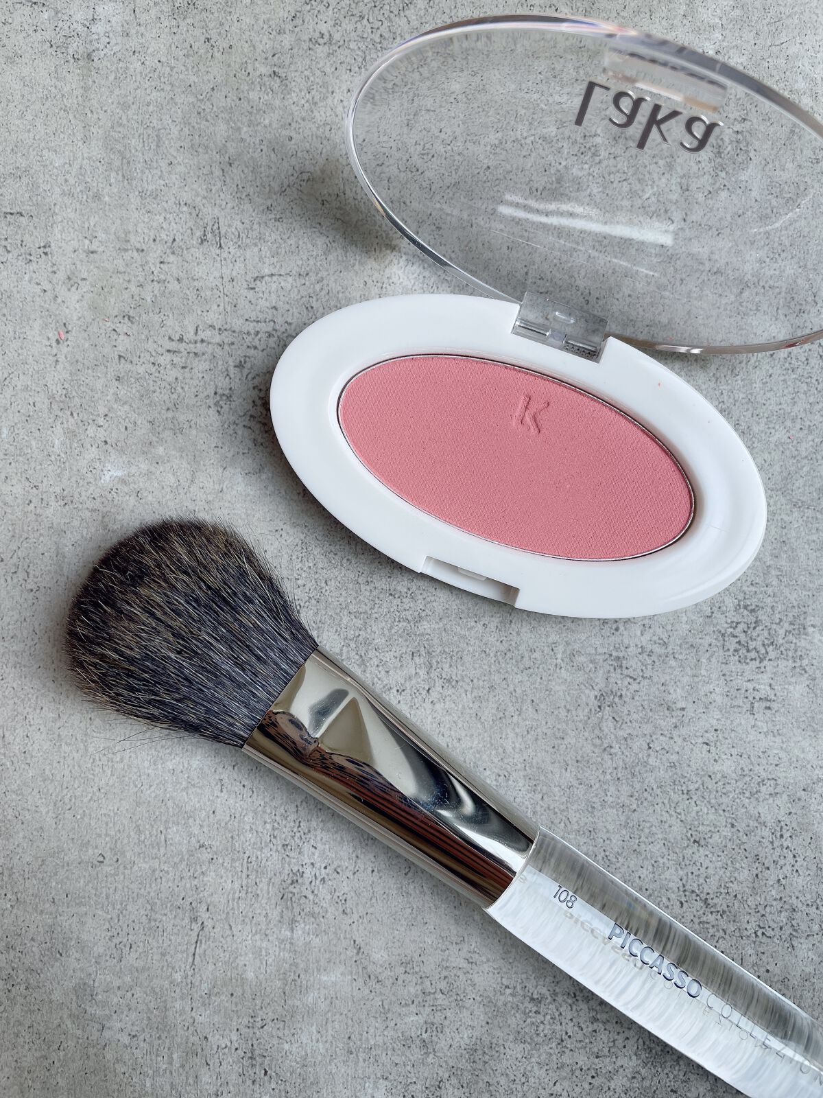 ラブシルクブラッシュ 701 ハリコ/Laka/パウダーチークを使ったクチコミ（1枚目）