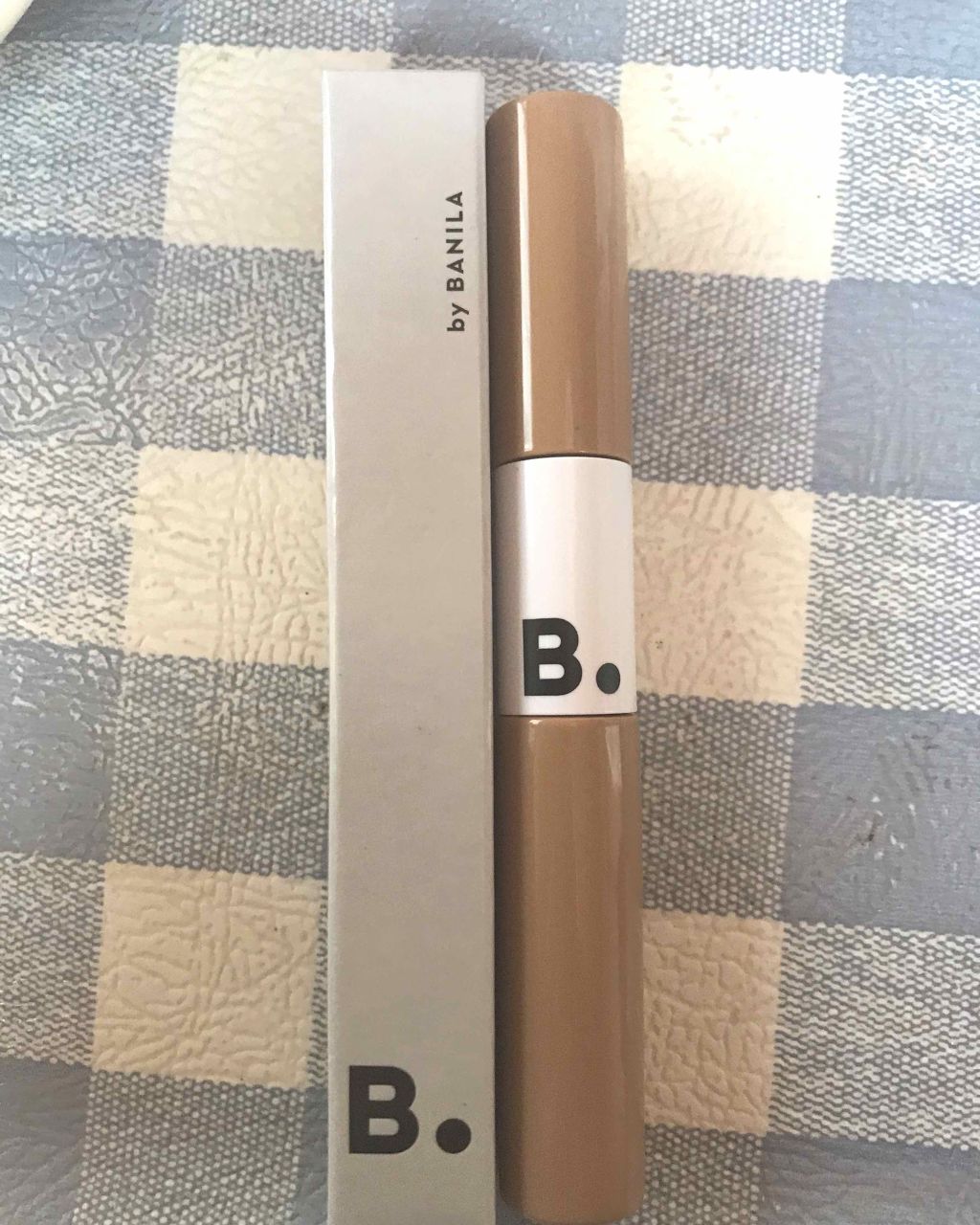 B. by BANILA トゥルートリック マルチ フィクシング ブロウ