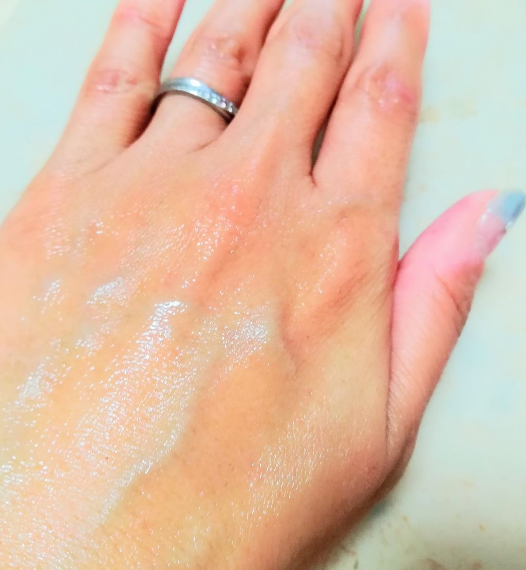 薬用ホワイトニングリフトケアジェル ノーマル/シミウス/オールインワン化粧品を使ったクチコミ（3枚目）