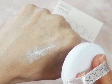 みかん on LIPS 「・♥スーンプラス ミューンパウダー♥ロフトで購入しました。真っ..」(4枚目)