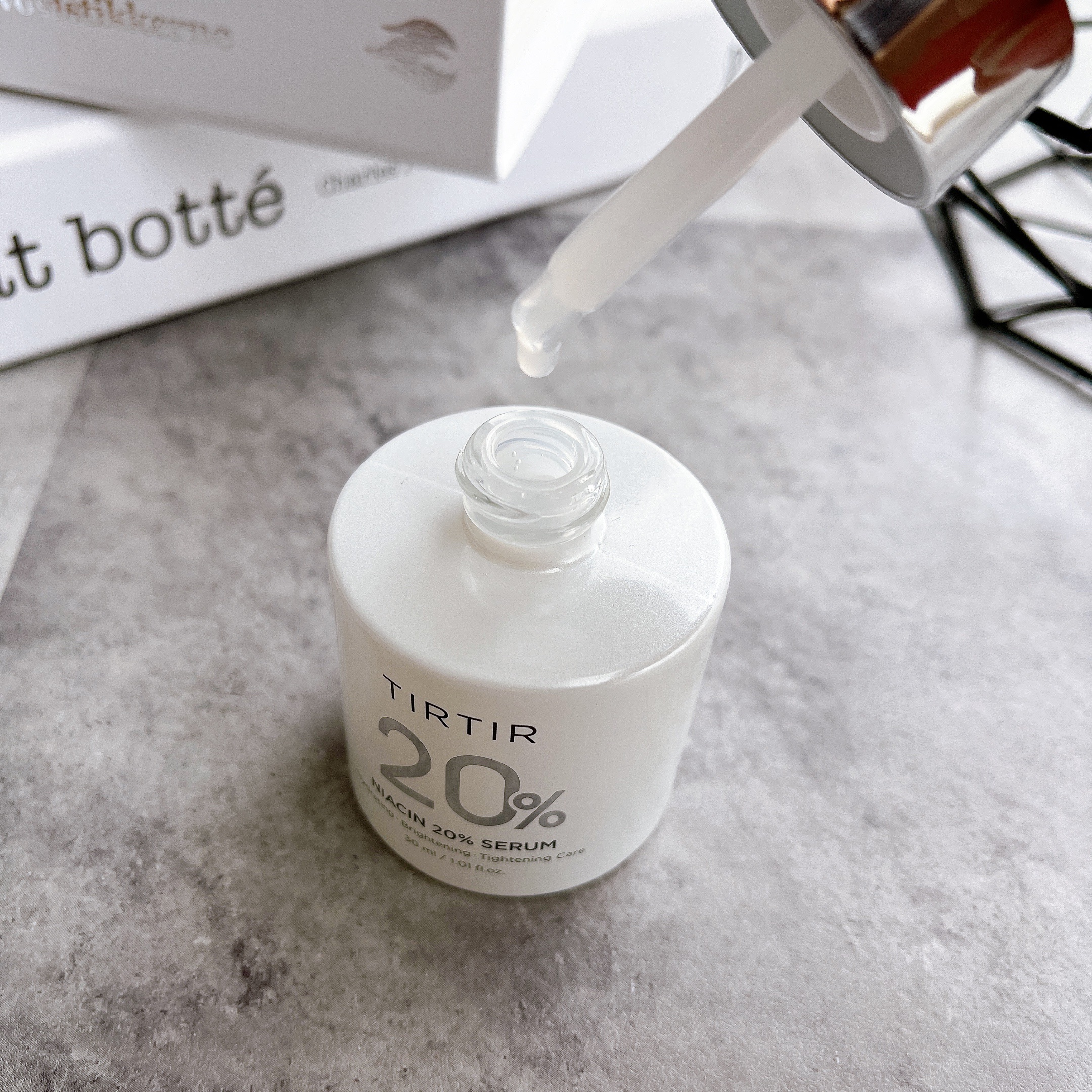 NIACIN 20% セラム/TIRTIR(ティルティル)/美容液を使ったクチコミ（3枚目）
