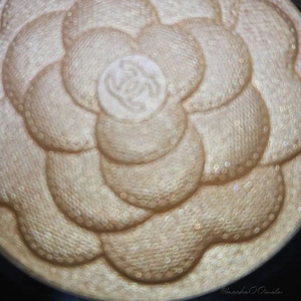 CHANEL レーヴ ドゥ カメリア のクチコミ「#購入コスメ 
CHANEL
#レーヴドゥカメリア
今更のポスト!😂
私も買ってましたよ👐.....」(3枚目)