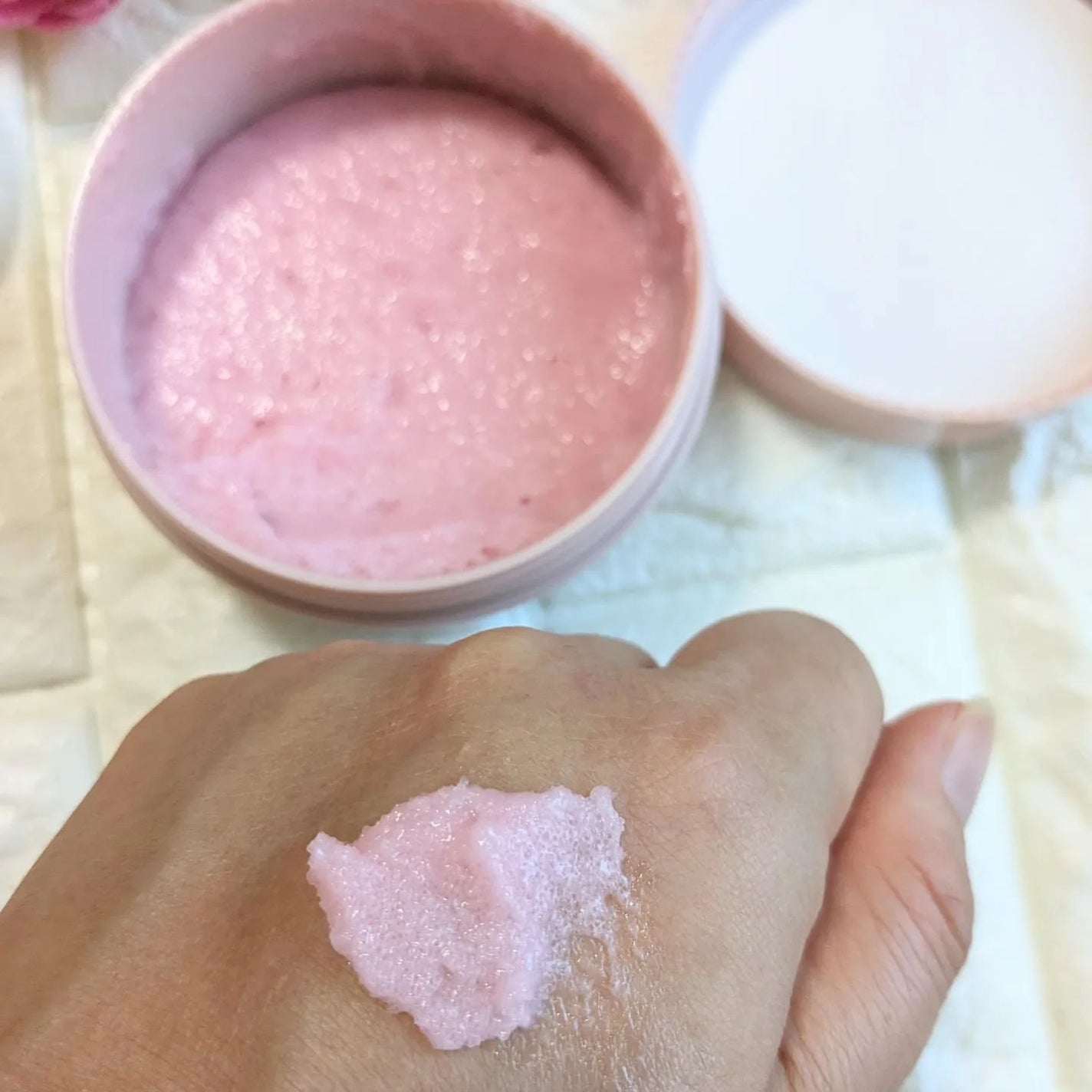 Q+Me スウィート ボム タラソ スクラブ/AGARISM/バスト・ヒップケアを使ったクチコミ(5枚目)