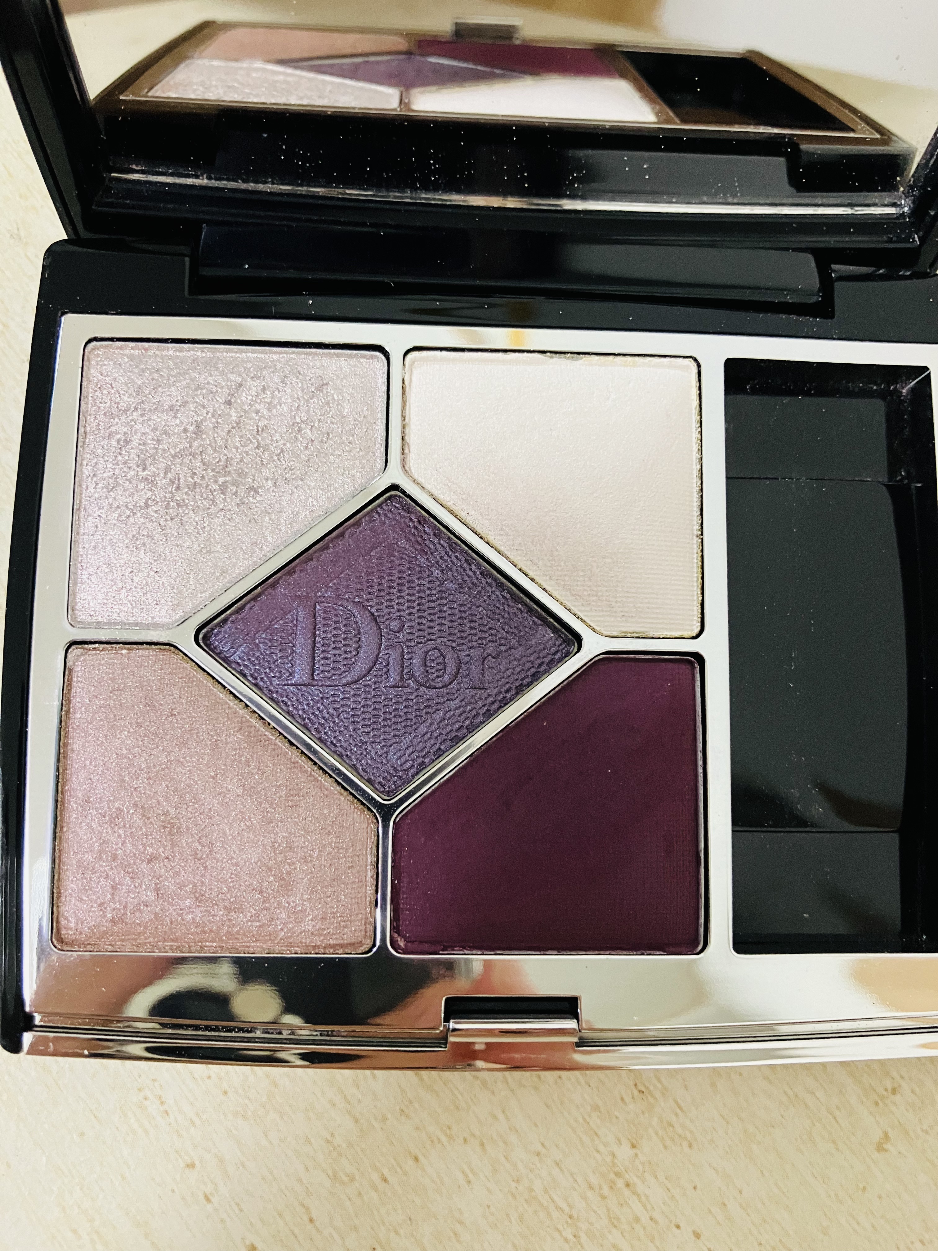 ディオールショウ サンク クルール 183 プラム チュチュ/Dior/アイシャドウを使ったクチコミ（1枚目）