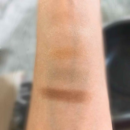 リアルクローズシャドウ/excel/アイシャドウパレットを使ったクチコミ(2枚目)