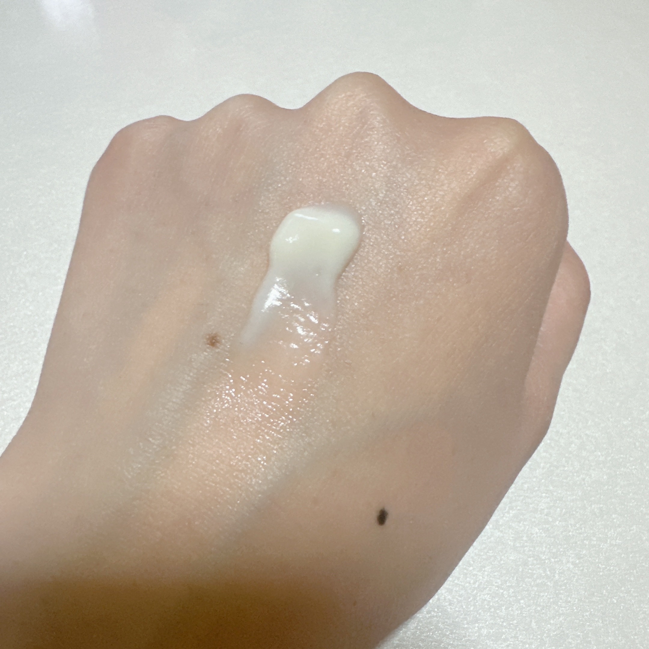 ビオレUV アクアリッチ ウォータリーエッセンス/ビオレ/日焼け止めローションを使ったクチコミ（3枚目）