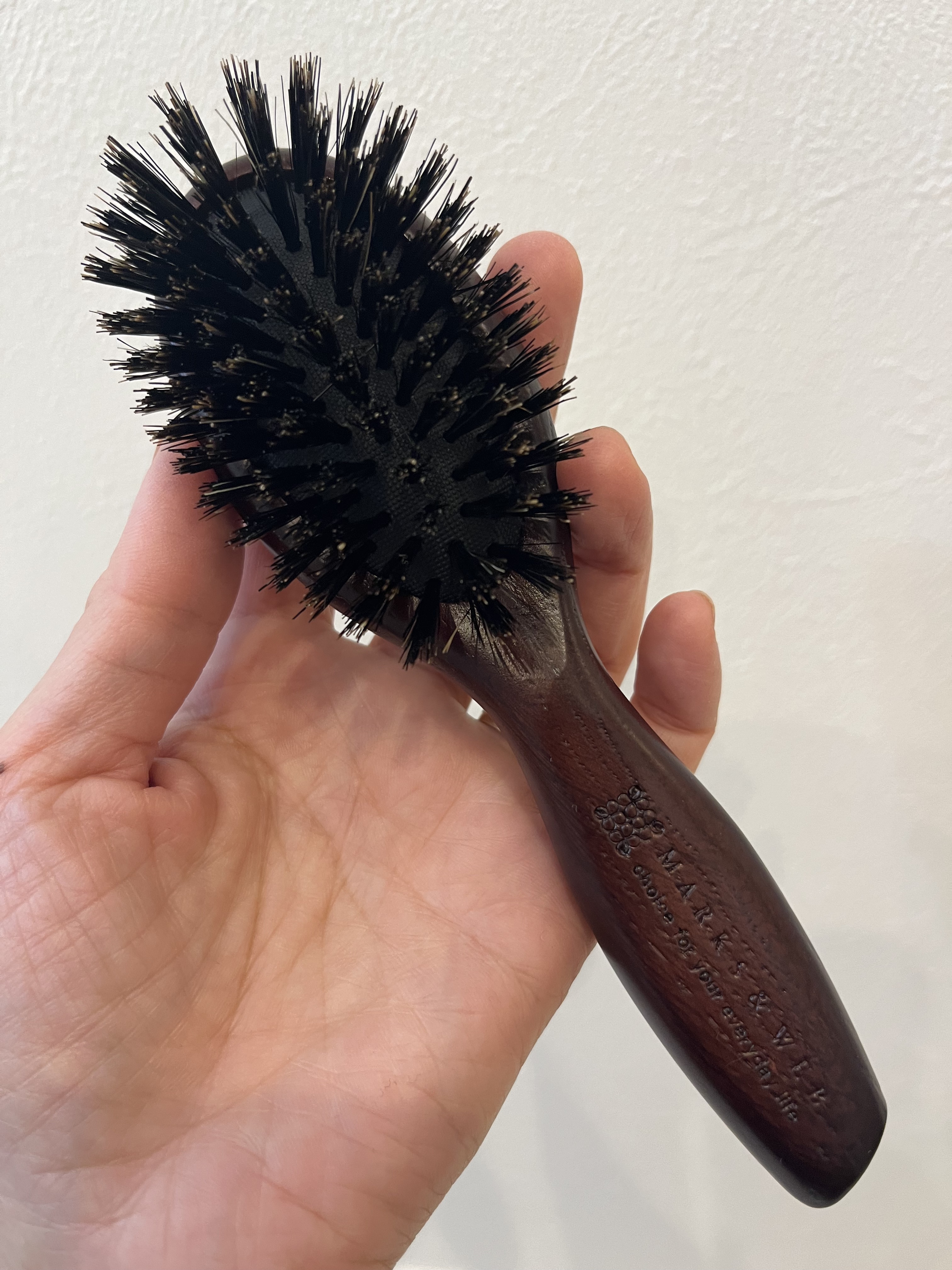 ウッドヘアブラシ ブラウン/MARKS&WEB/ヘアブラシを使ったクチコミ（3枚目）