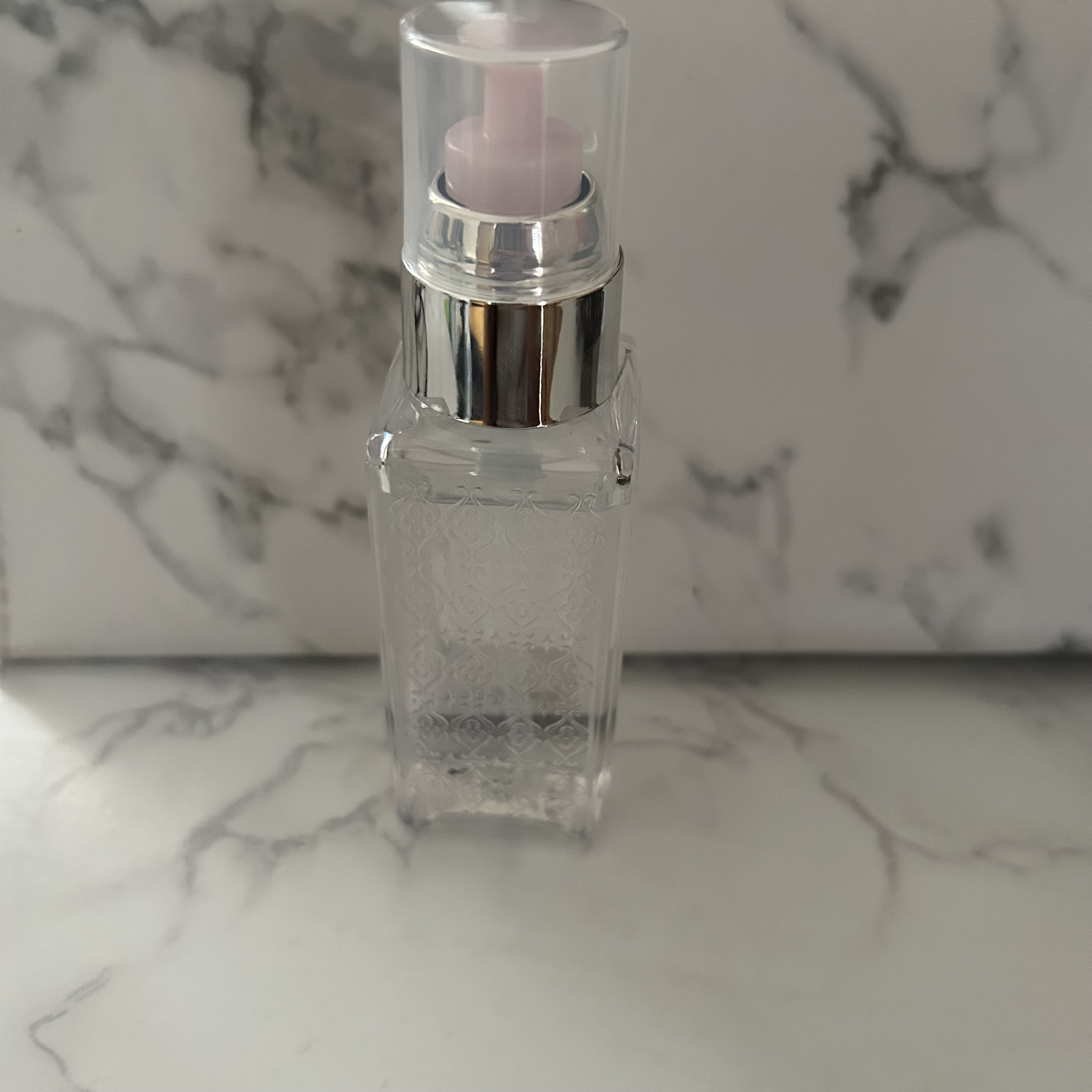 ジルスチュアート ヘアオイル/JILL STUART/ヘアオイルを使ったクチコミ（2枚目）