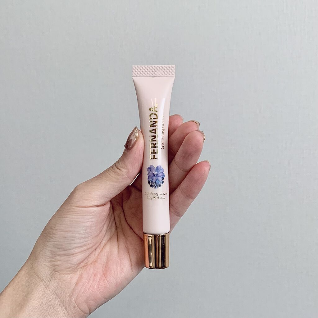 フェルナンダ ジェルフレグランス マリアリゲルのクチコミ「フェルナンダの香りはとても大好きで愛用中です。

ジェル状のオーデコロンで手首に付けています。.....」（2枚目）
